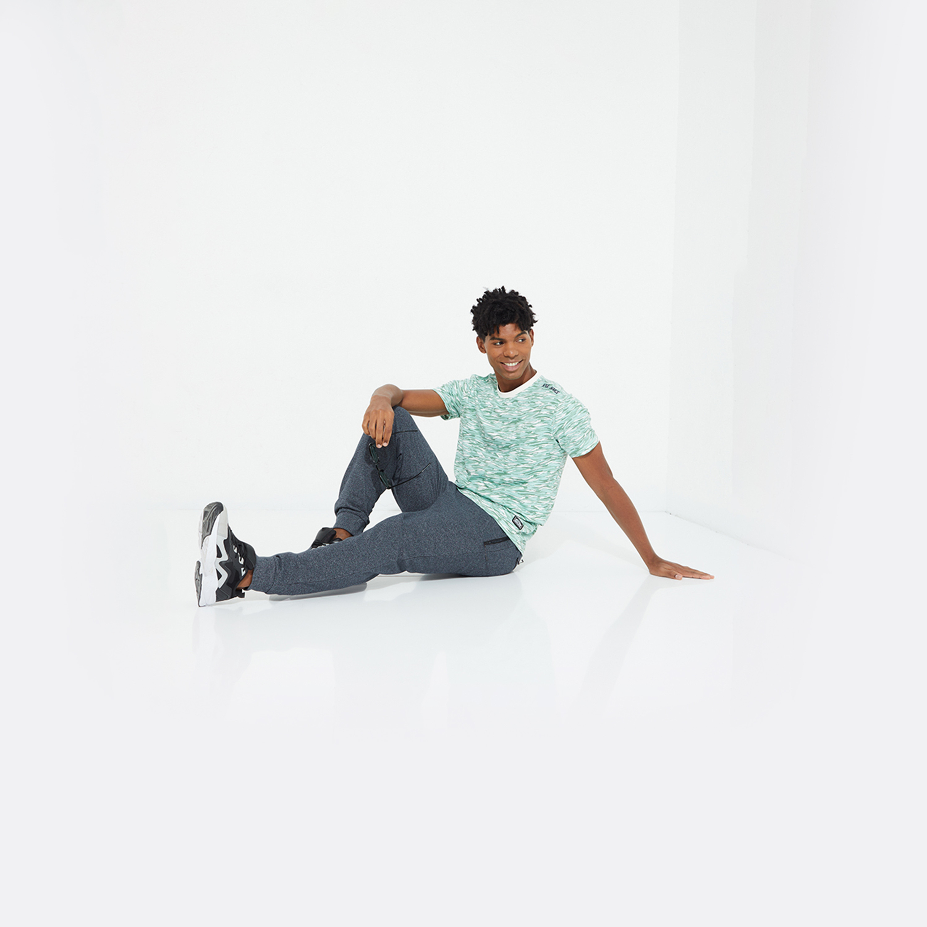 ايروبوستيل- تي شيرت رجالي مطبوع برقبة دائرية وأكمام قصيرة-men-clothing-tshirtsandpolos-tshirts-image-2