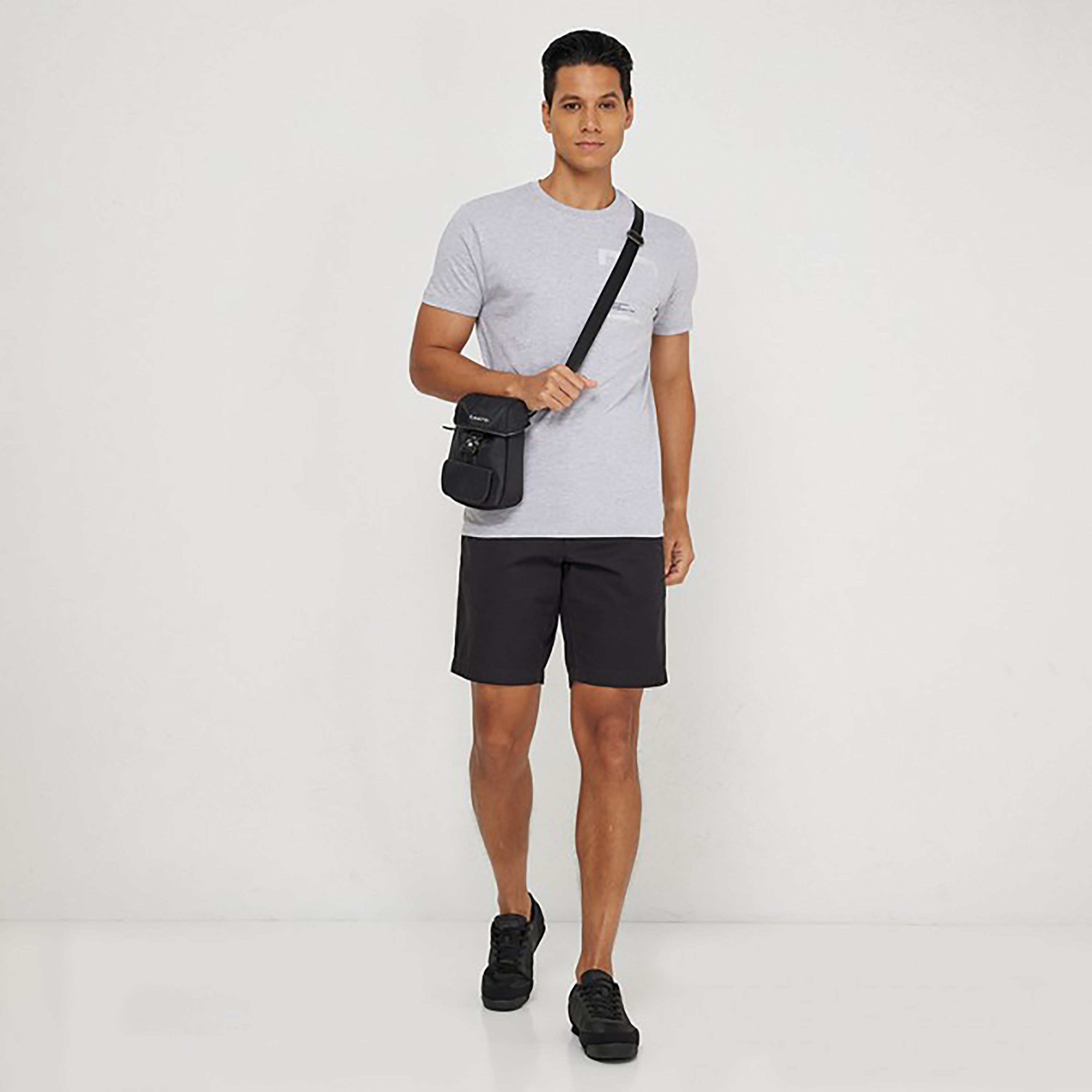 تي شيرت من ايروبوستال بأكمام قصيرة و ياقة مستديرة سادة-men-clothing-tshirtsandpolos-tshirts-image-2