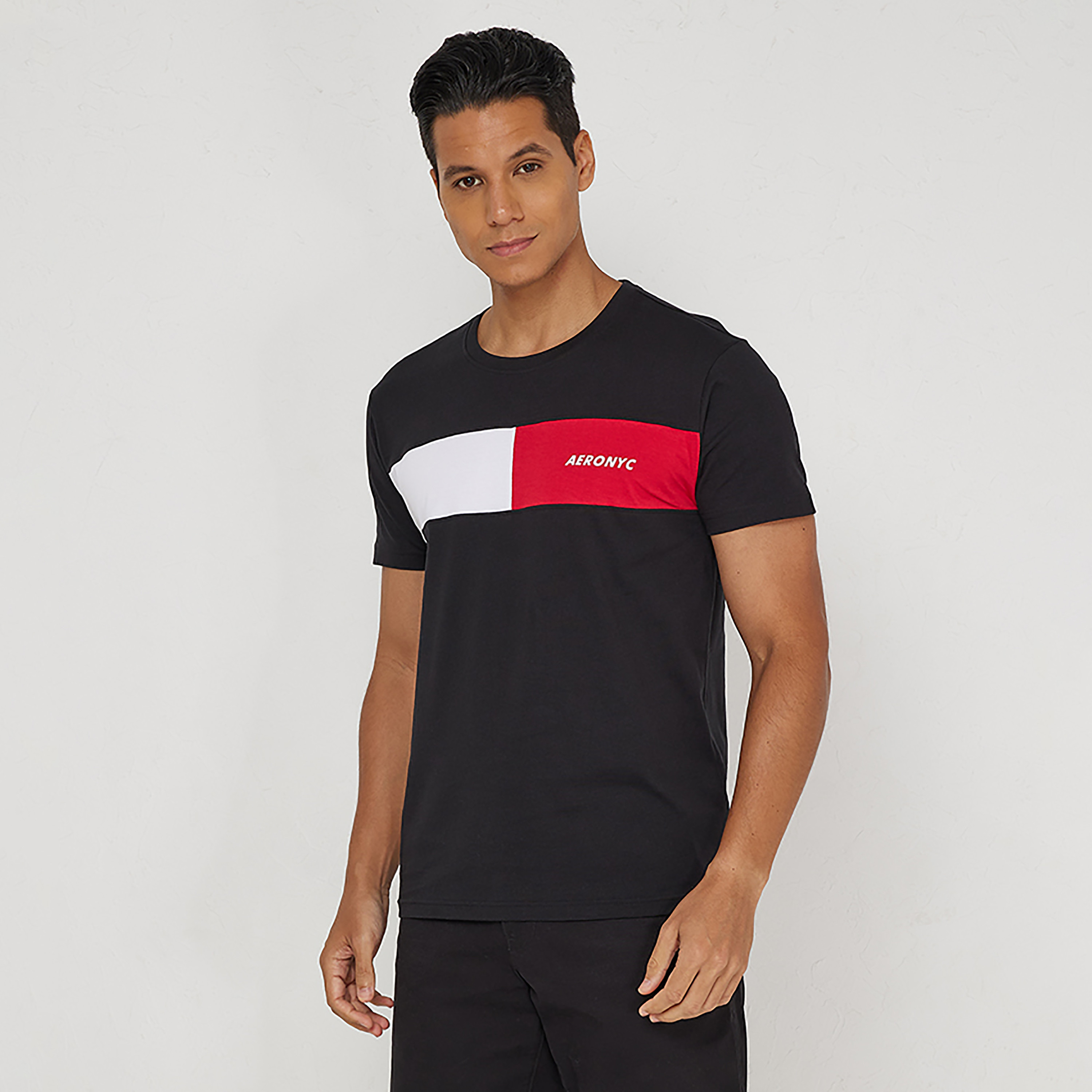 تي شيرت من ايروبوستال بأكمام قصيرة و ياقة مستديرة مع مزين-men-clothing-tshirtsandpolos-tshirts-image-1