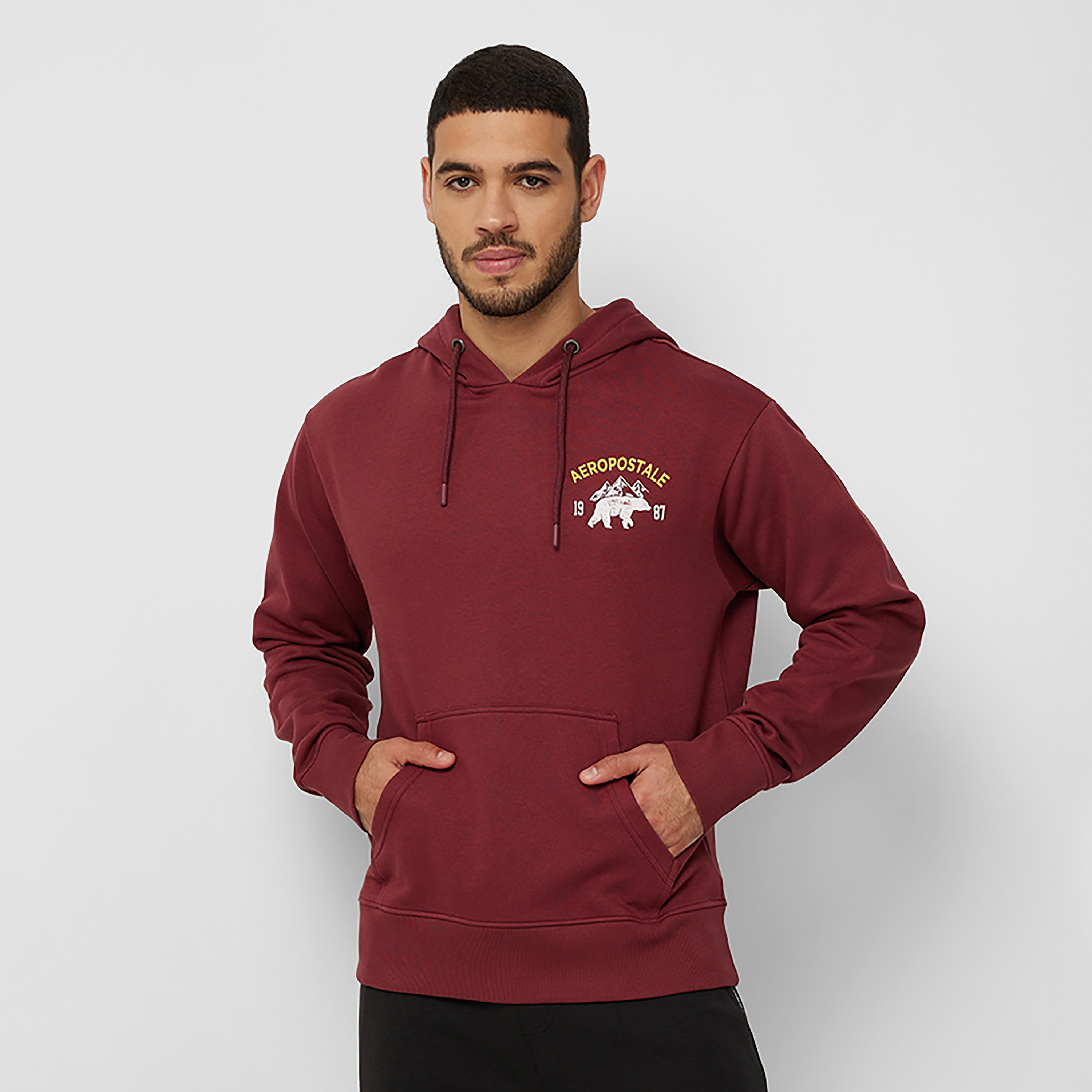 هودي بوبوفر بطبعات من ايروبوستال وجيب الكنغر-men-winterwear-hoodiesandsweatshirts-image-1