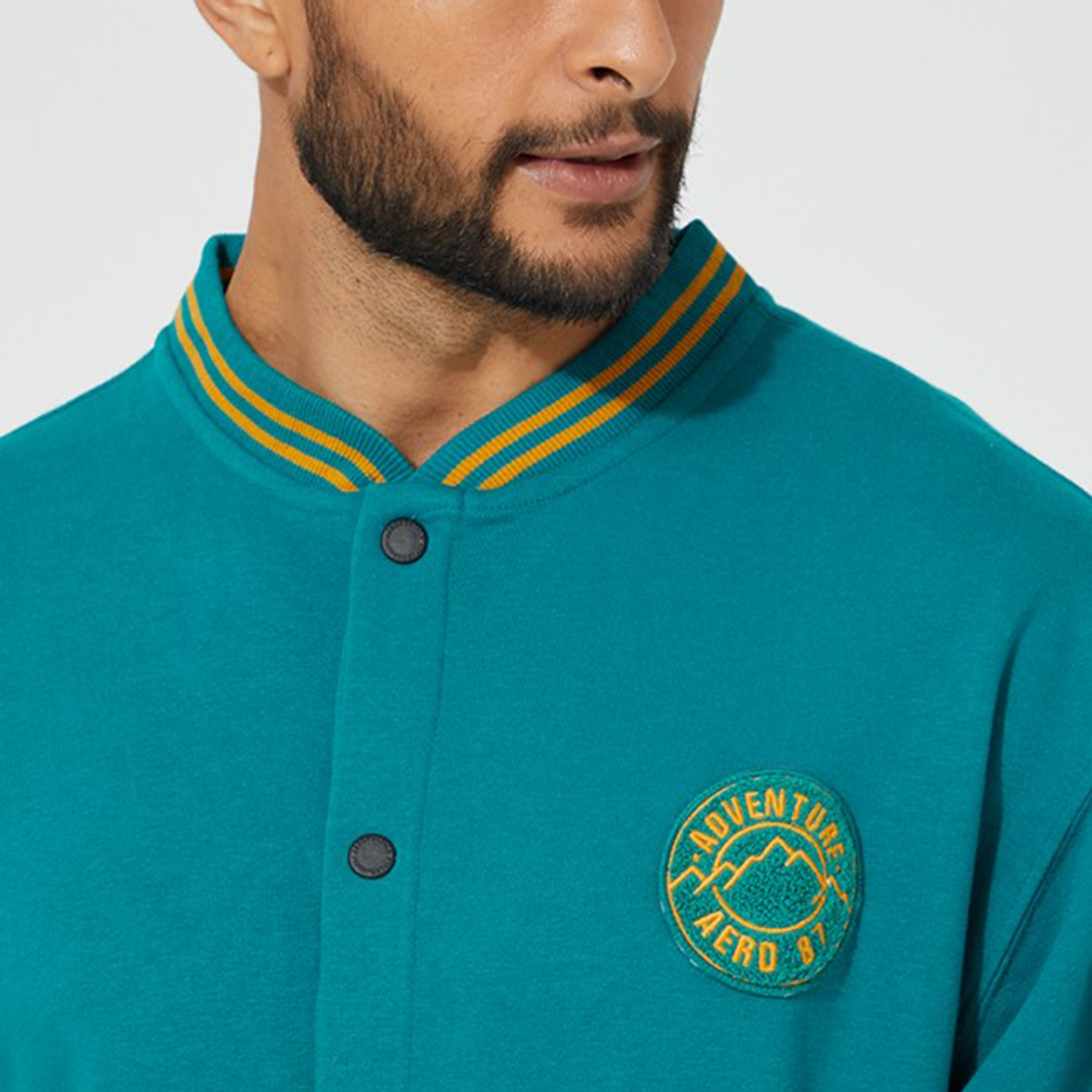 جاكيت اسكواش ذات ياقة واقفة مزخرفة من إيروبوستال-men-clothing-jacketsandblazers-jackets-image-3