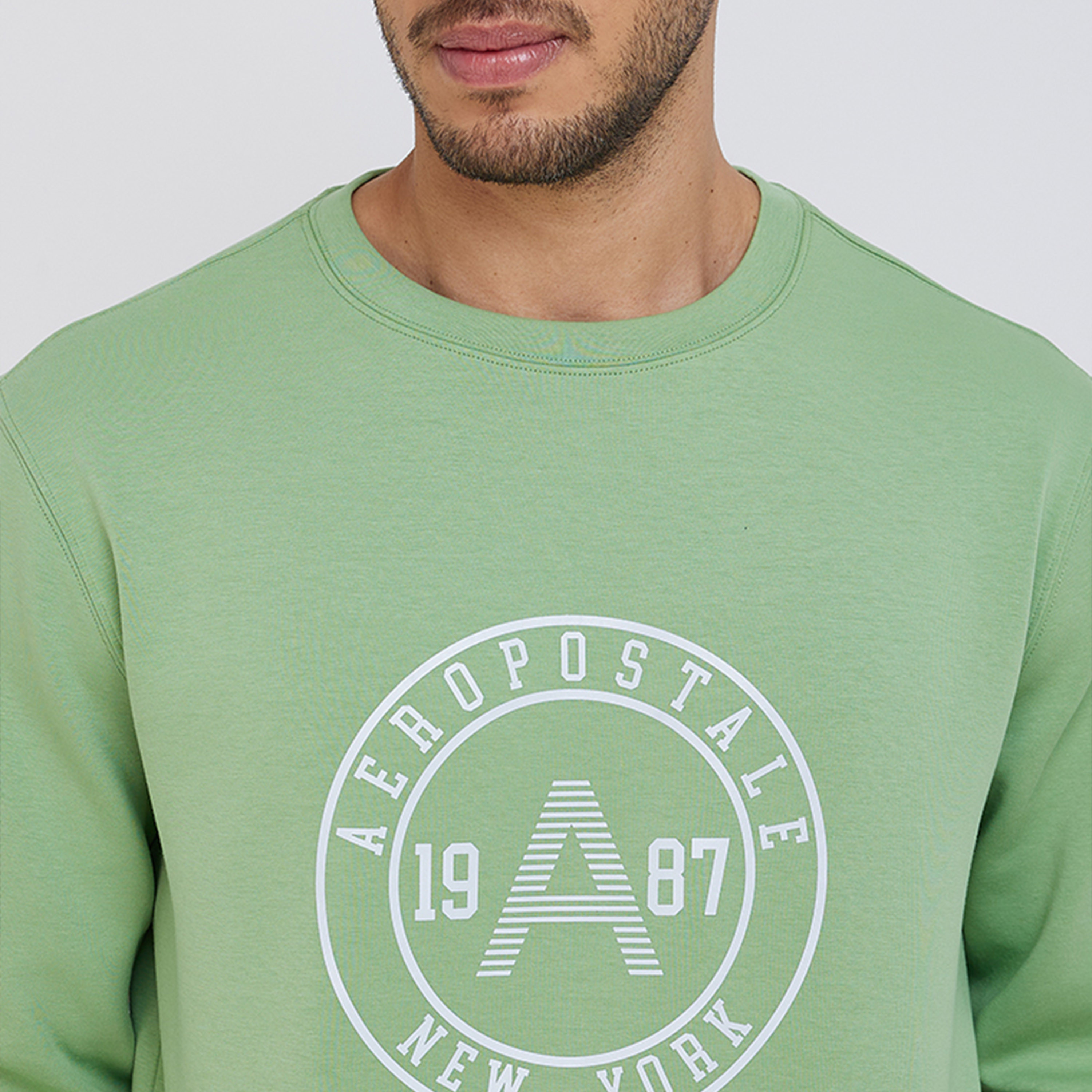 ايروبوستيل- سويت شيرت رجالي مطبوع وأكمام طويلة وياقة دائرية بحزام خصر مطاطي-men-clothing-hoodiesandsweatshirts-image-3