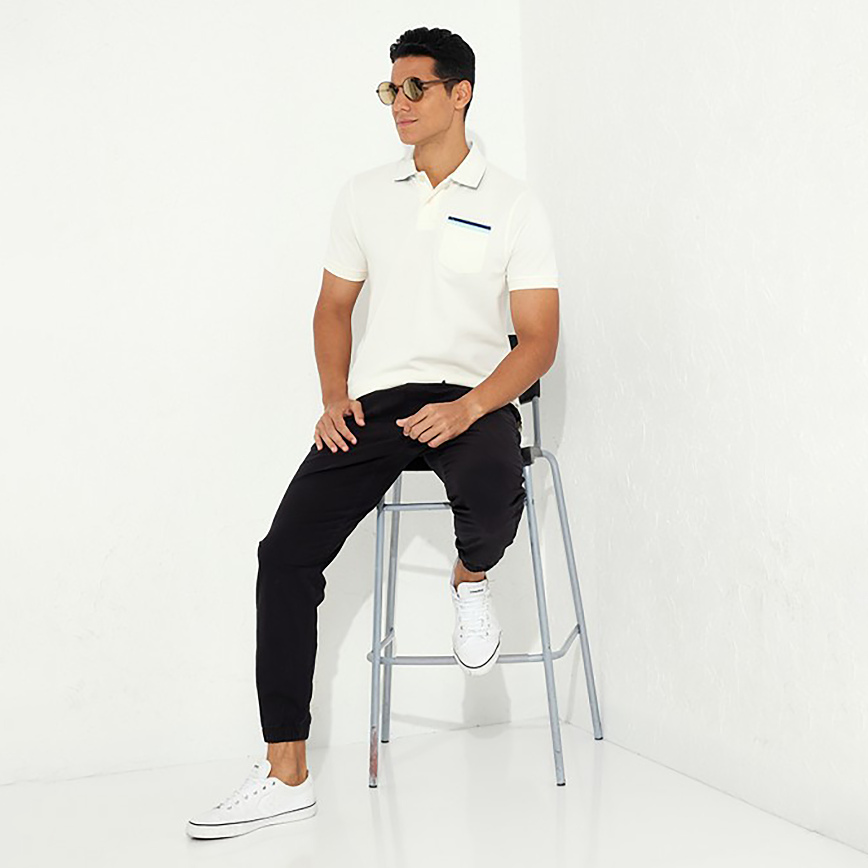 Aeropostale Plain Collared Short Sleeves Polo T-Shirt-men-clothing-tshirtsandpolos-polos-image-2