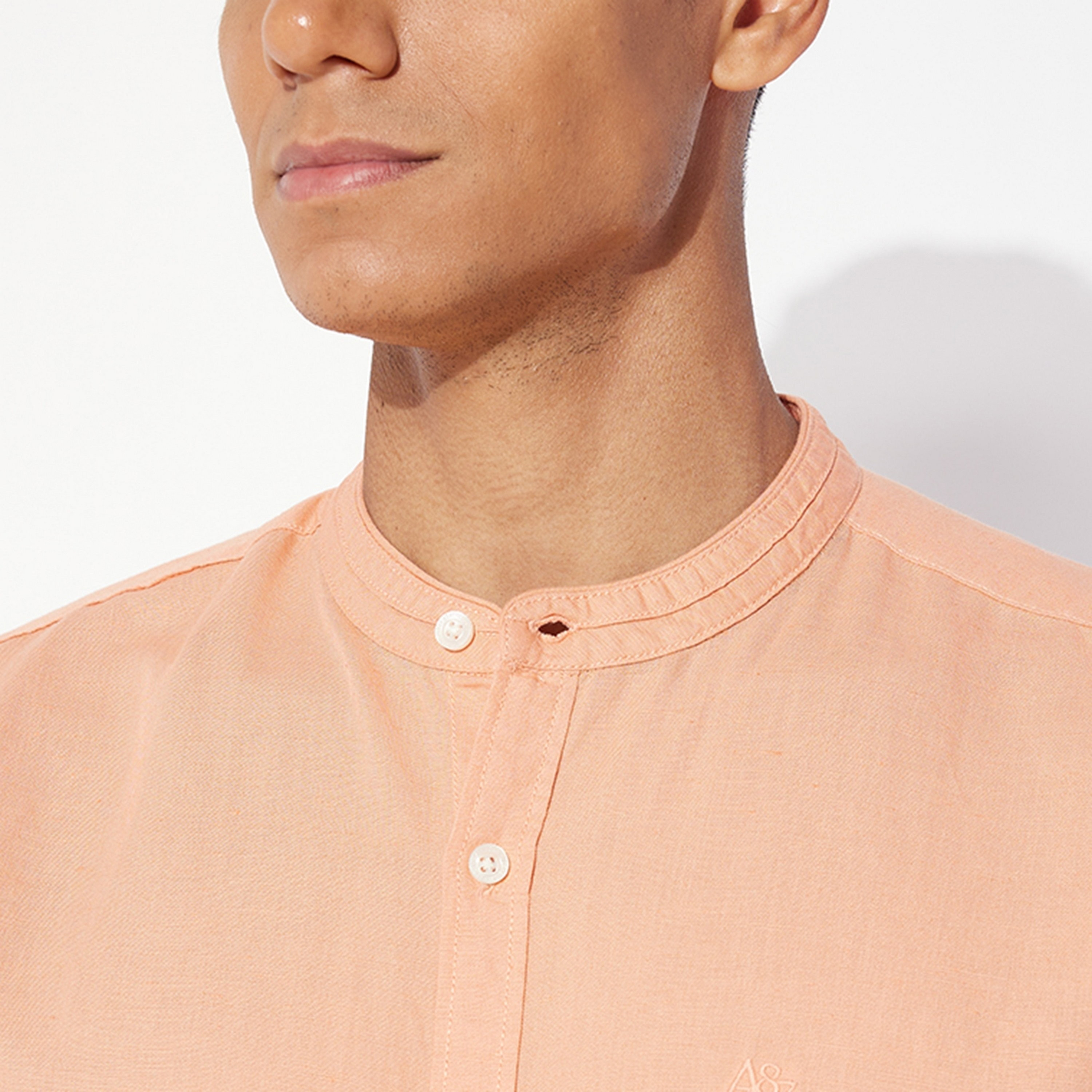 قميص رجالي بأكمام طويلة وياقة دائرية سادة من أيروبوستال-men-clothing-shirts-image-11
