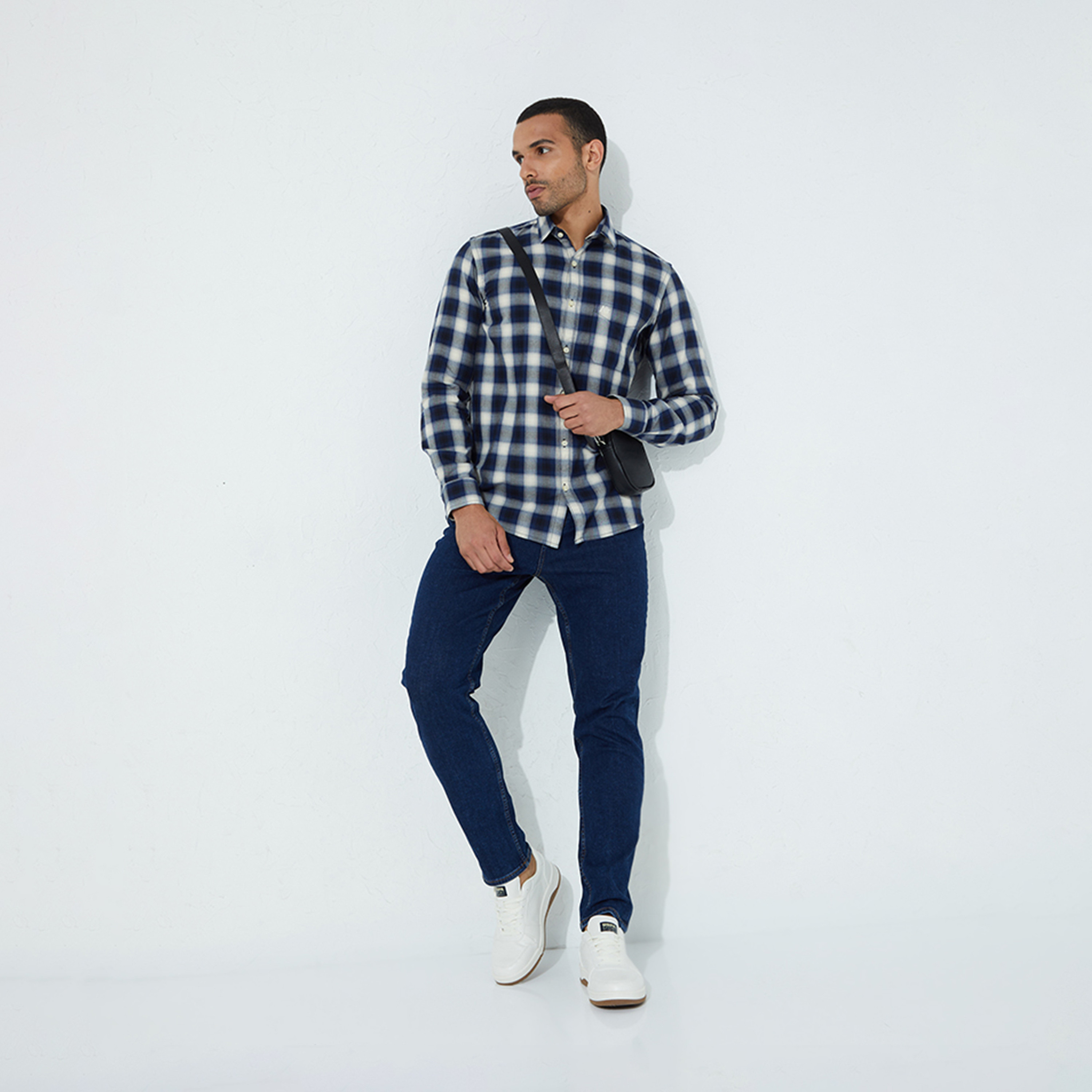 Aeropostale Men's Checked Collared Long Sleeves Dress Shirt-men-clothing-shirts-image-2