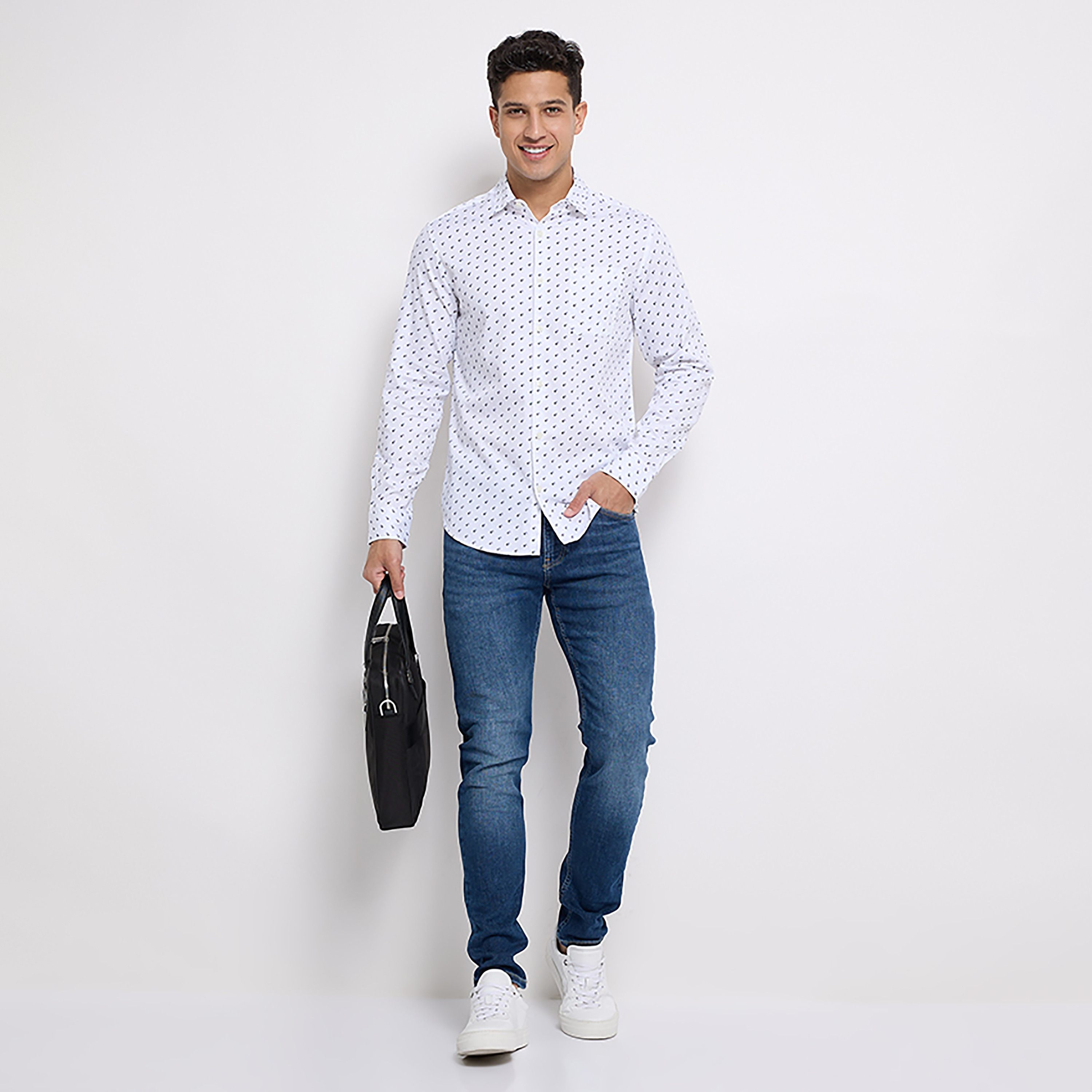 قميص بأكمام طويلة بياقة كلاسيكية مطبوعة من ايروبوستال-men-clothing-shirts-image-6