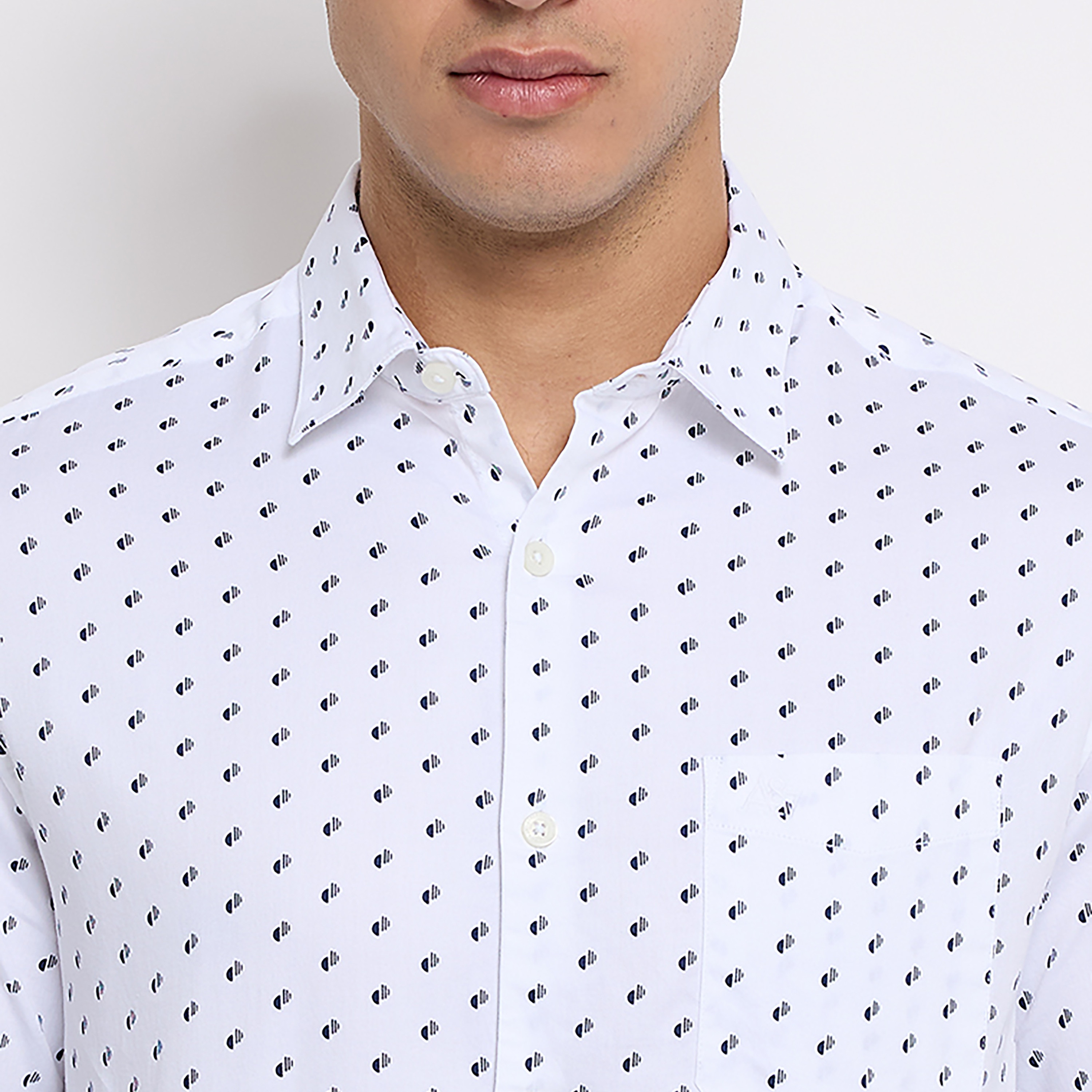 قميص بأكمام طويلة بياقة كلاسيكية مطبوعة من ايروبوستال-men-clothing-shirts-image-8
