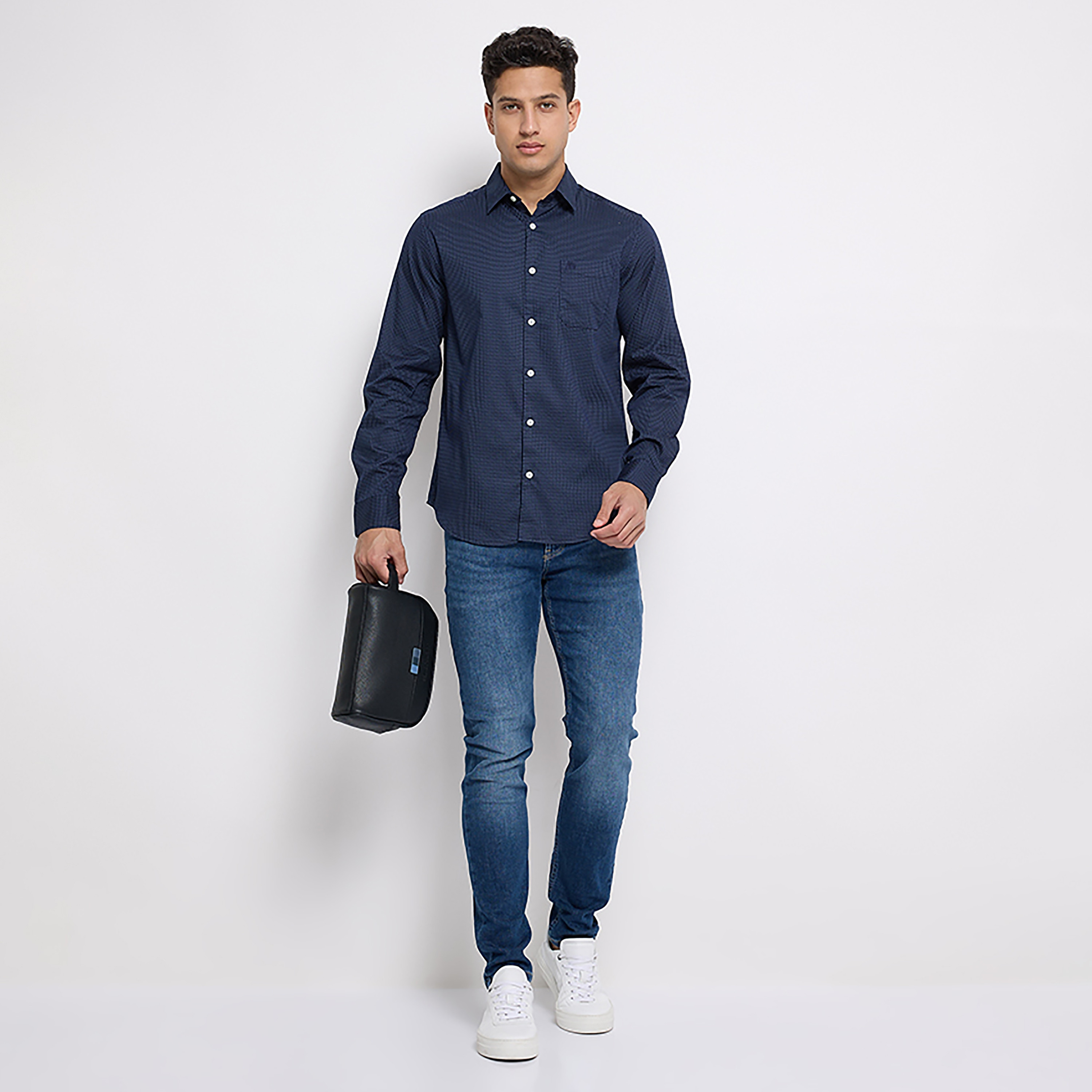 قميص بأكمام طويلة بياقة مطبوعة من ايروبوستال-men-clothing-shirts-image-6