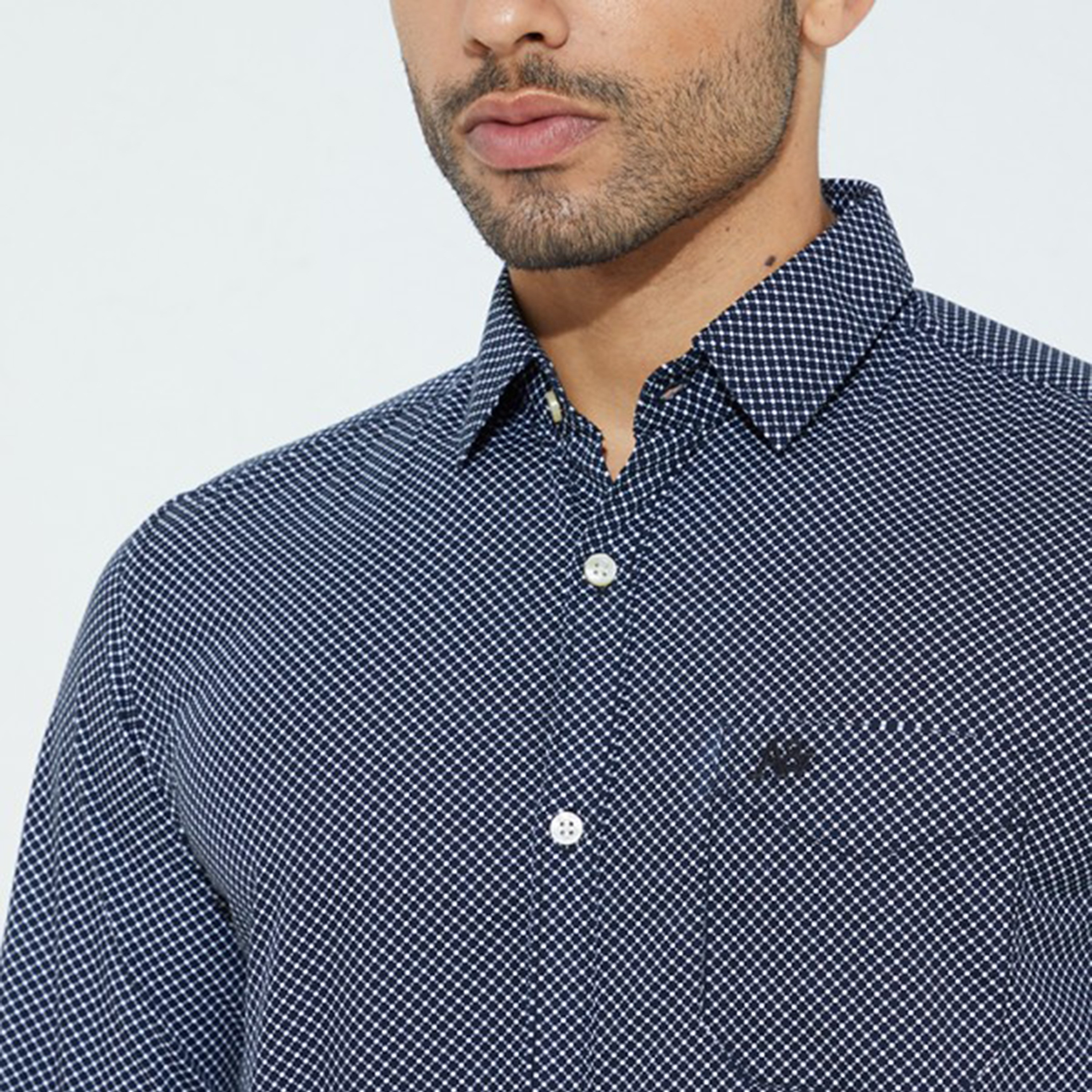 قميص بأكمام طويلة بياقة ذات مربعات من ايروبوستال-men-clothing-shirts-image-3