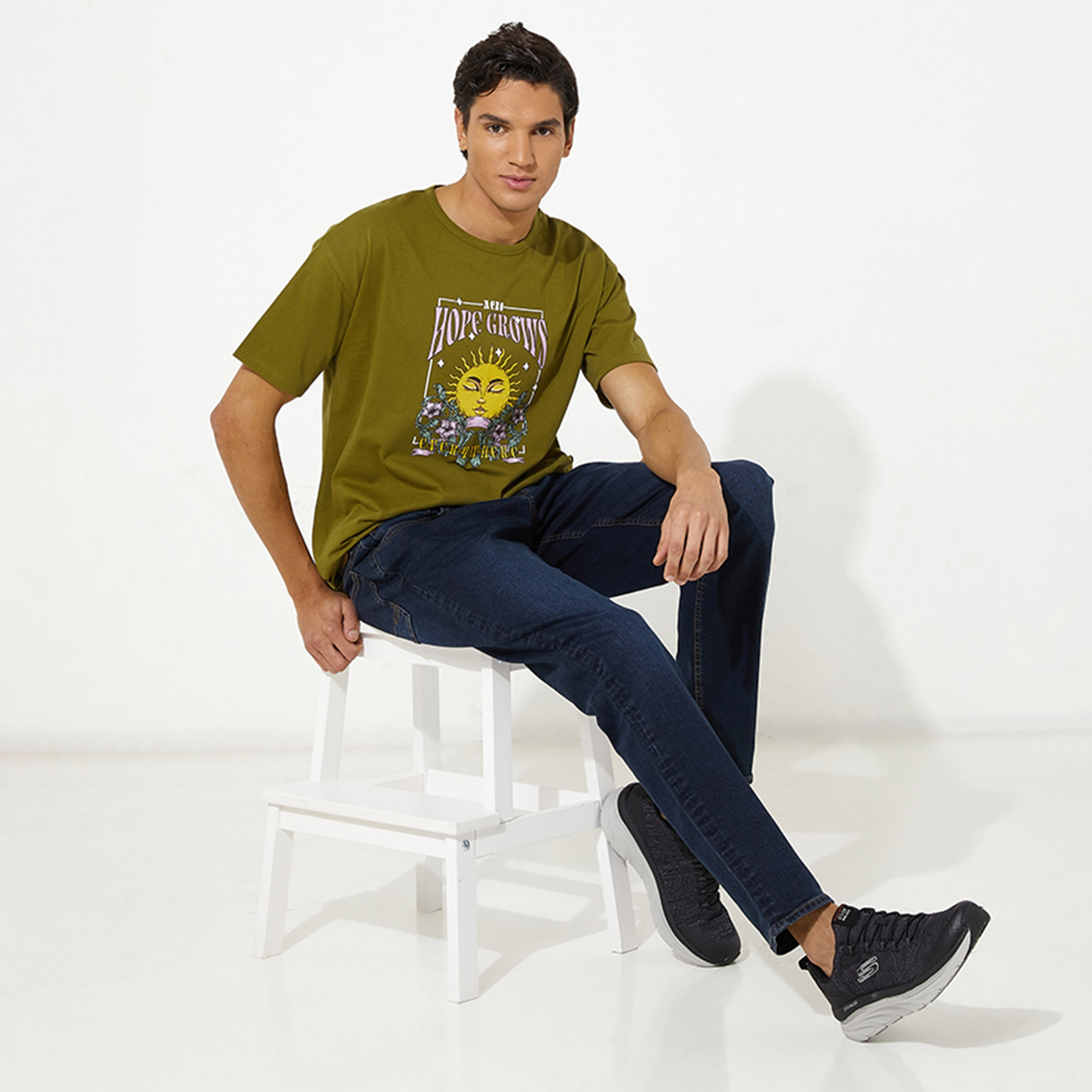 بنطال جينز من ايروبوستال ذو قصة عادية وجيب متوسط الارتفاع-men-clothing-bottoms-jeans-image-10