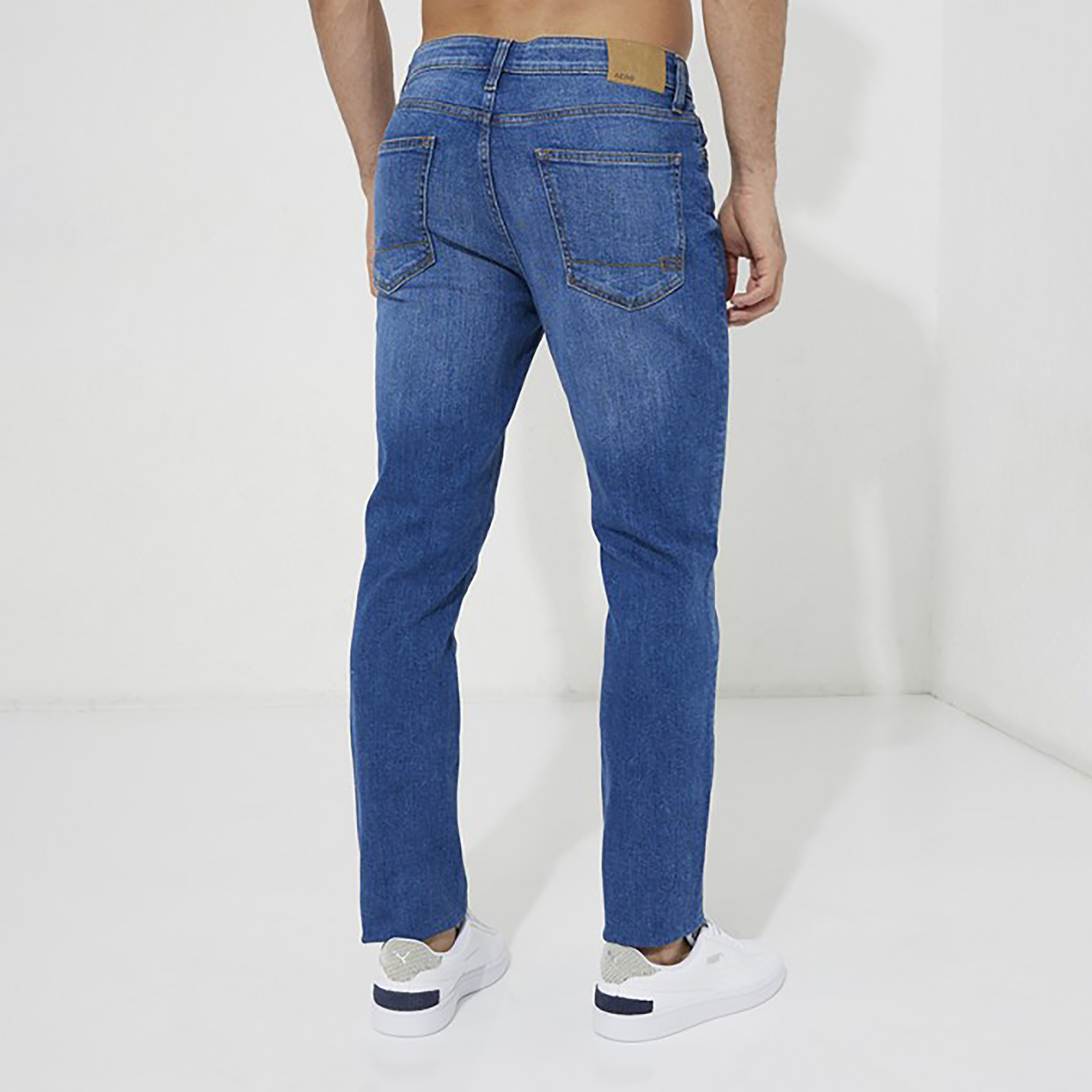 Aeropostale Regular Fit Mid-Rise Pocket Detail Jeans-men-clothing-bottoms-jeans-image-2