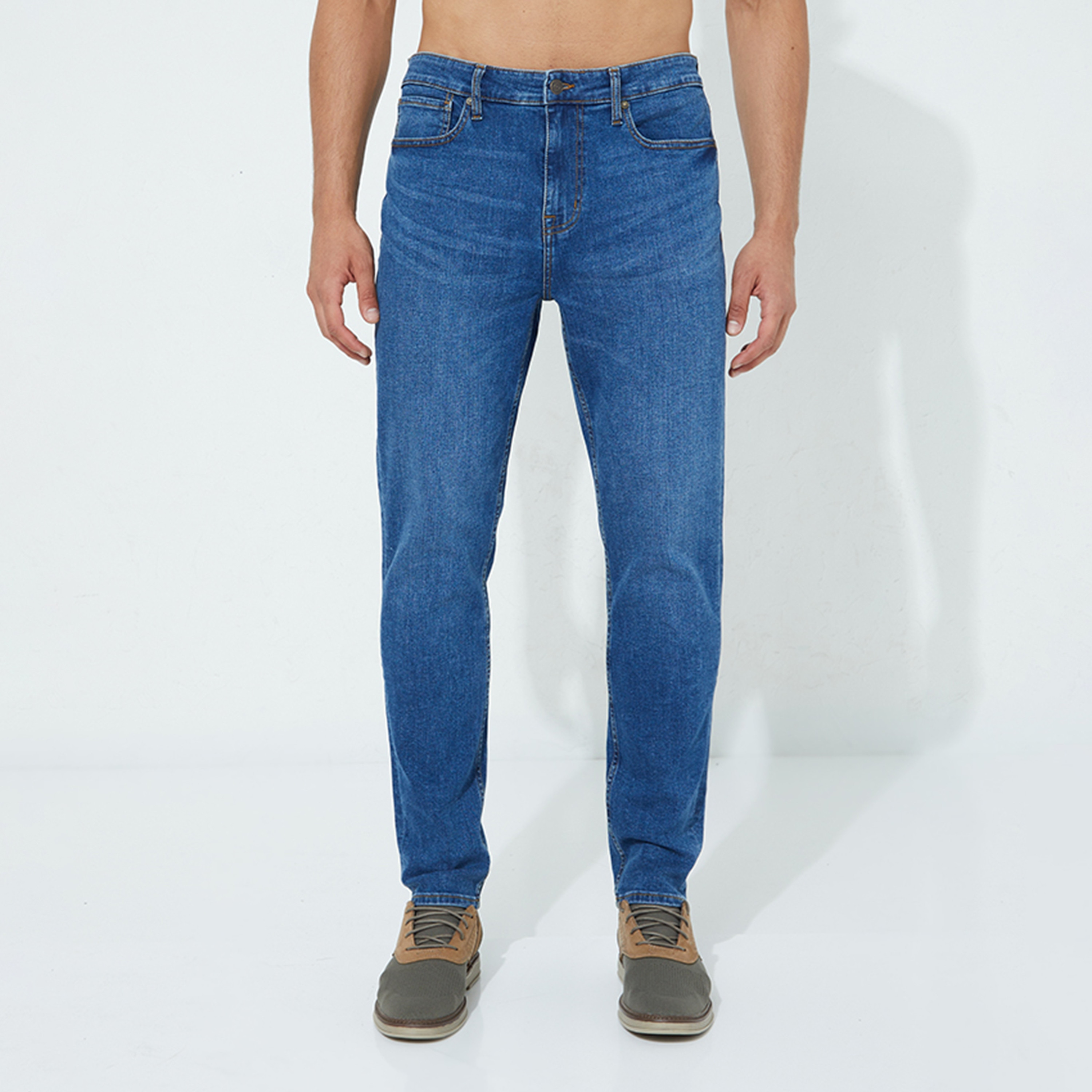 بنطلون جينز رجالي سادة بخصر متوسط وسحاب وأزرار من أيروبوستال-men-clothing-bottoms-jeans-image-1