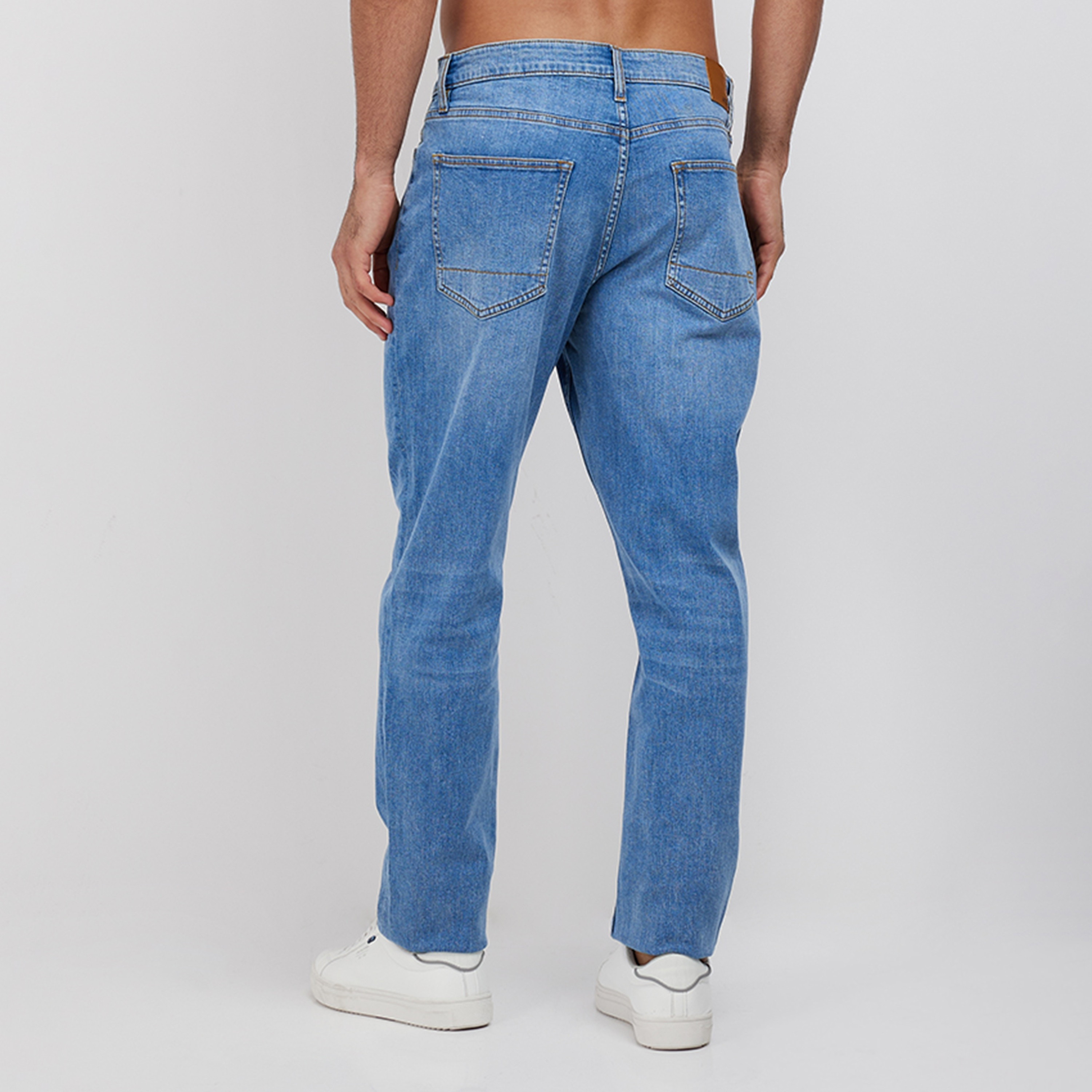 Aeropostale Plain Mid-Rise Button and Zip Fly Men's Jeans-men-clothing-bottoms-jeans-image-8