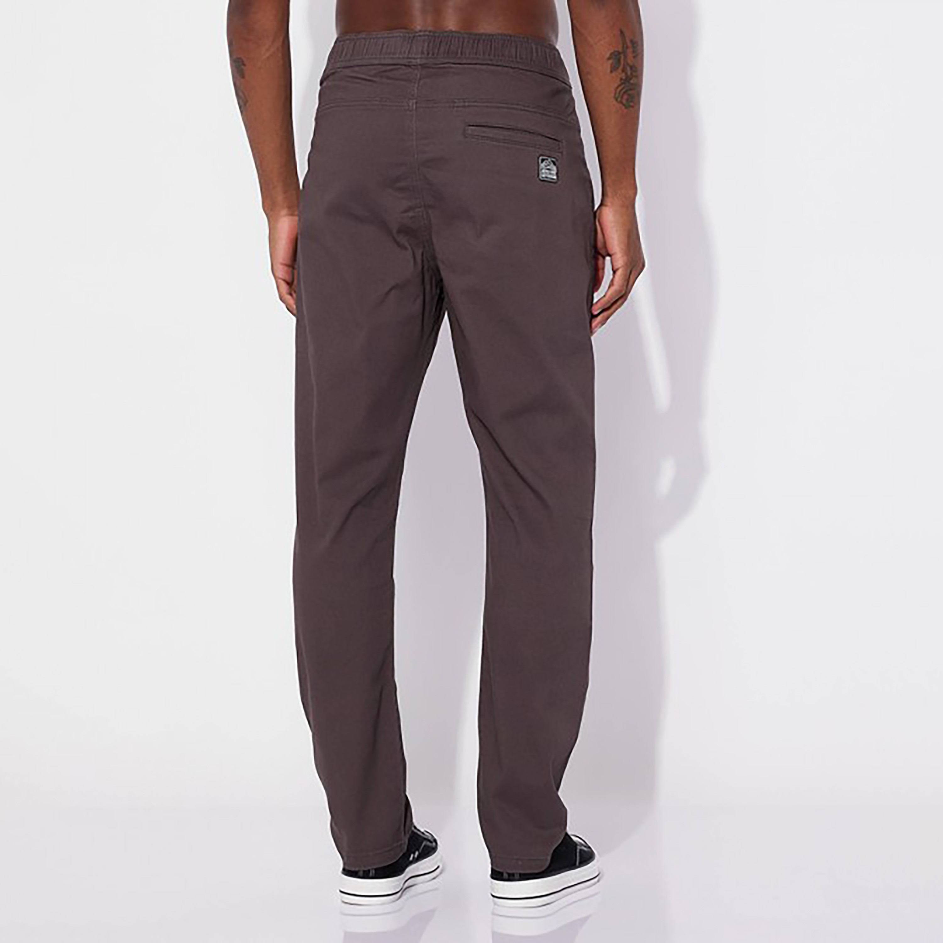 Aeropostale Plain Mid-Rise Pants with Button Closure-men-clothing-bottoms-trousersandchinos-trousers-image-8