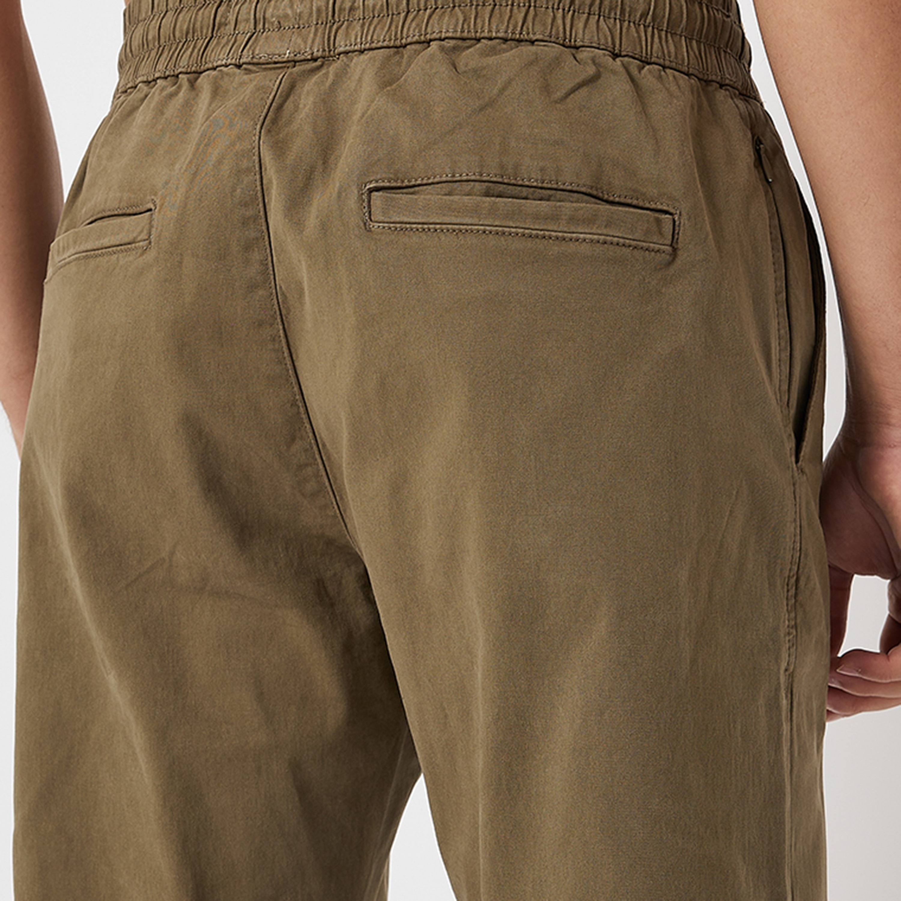 بنطال ركض رجالي سادة بخصر متوسط ورباط من أيروبوستال-men-clothing-bottoms-joggers-image-3