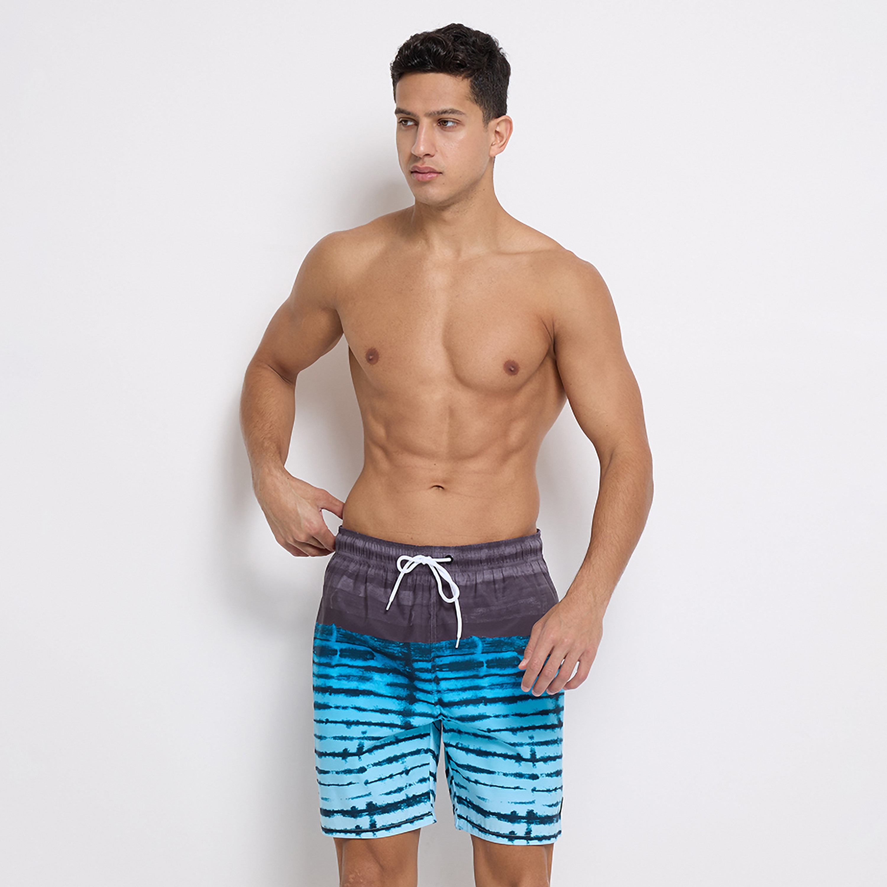 شورت سباحة ذو مطبوع برباط منخفض الارتفاع من ايروبوستال-men-clothing-bottoms-shorts-image-1