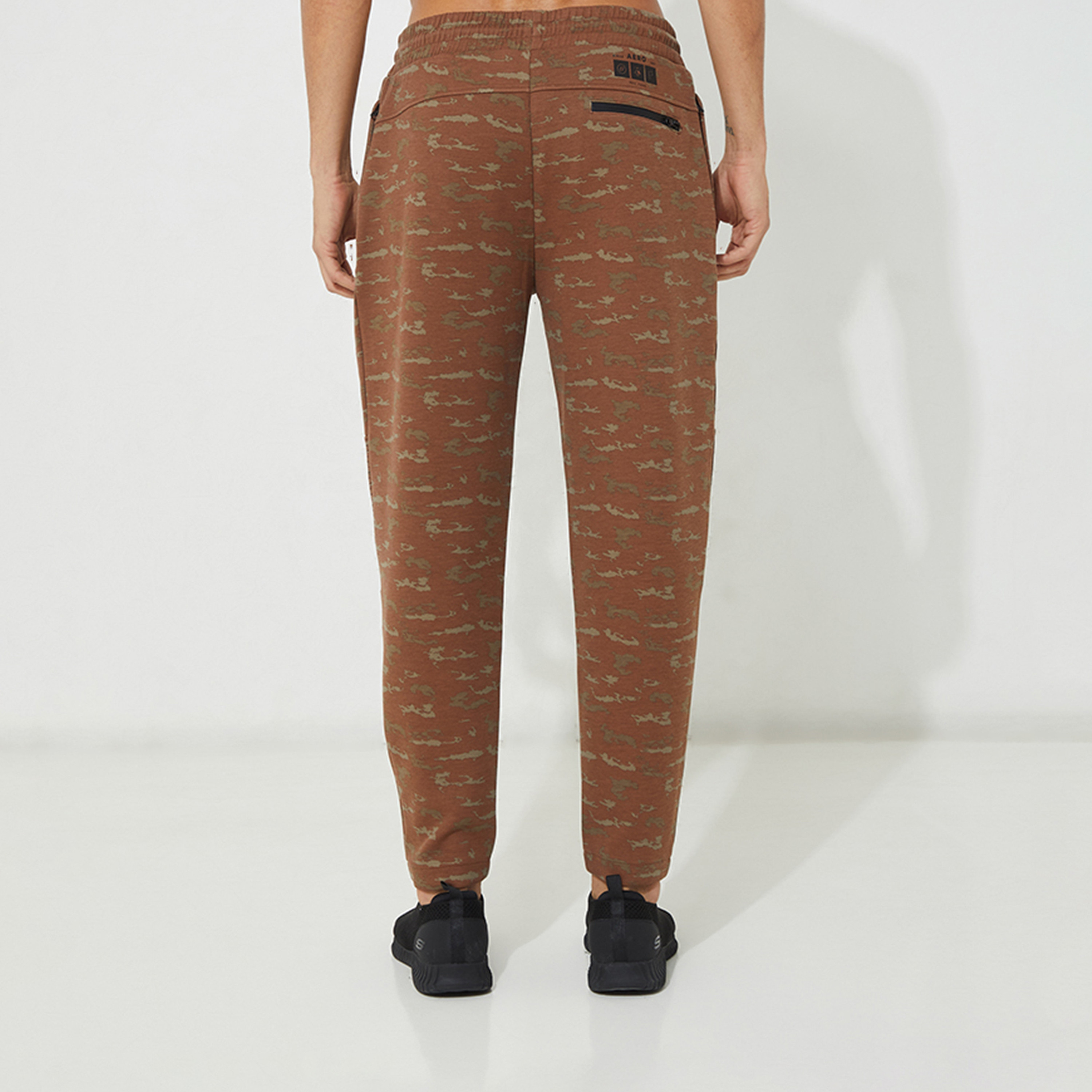 ايروبوستيل- بنطلون رياضي رجالي مطبوع بخصر مرن ورباط-men-clothing-bottoms-joggers-image-4