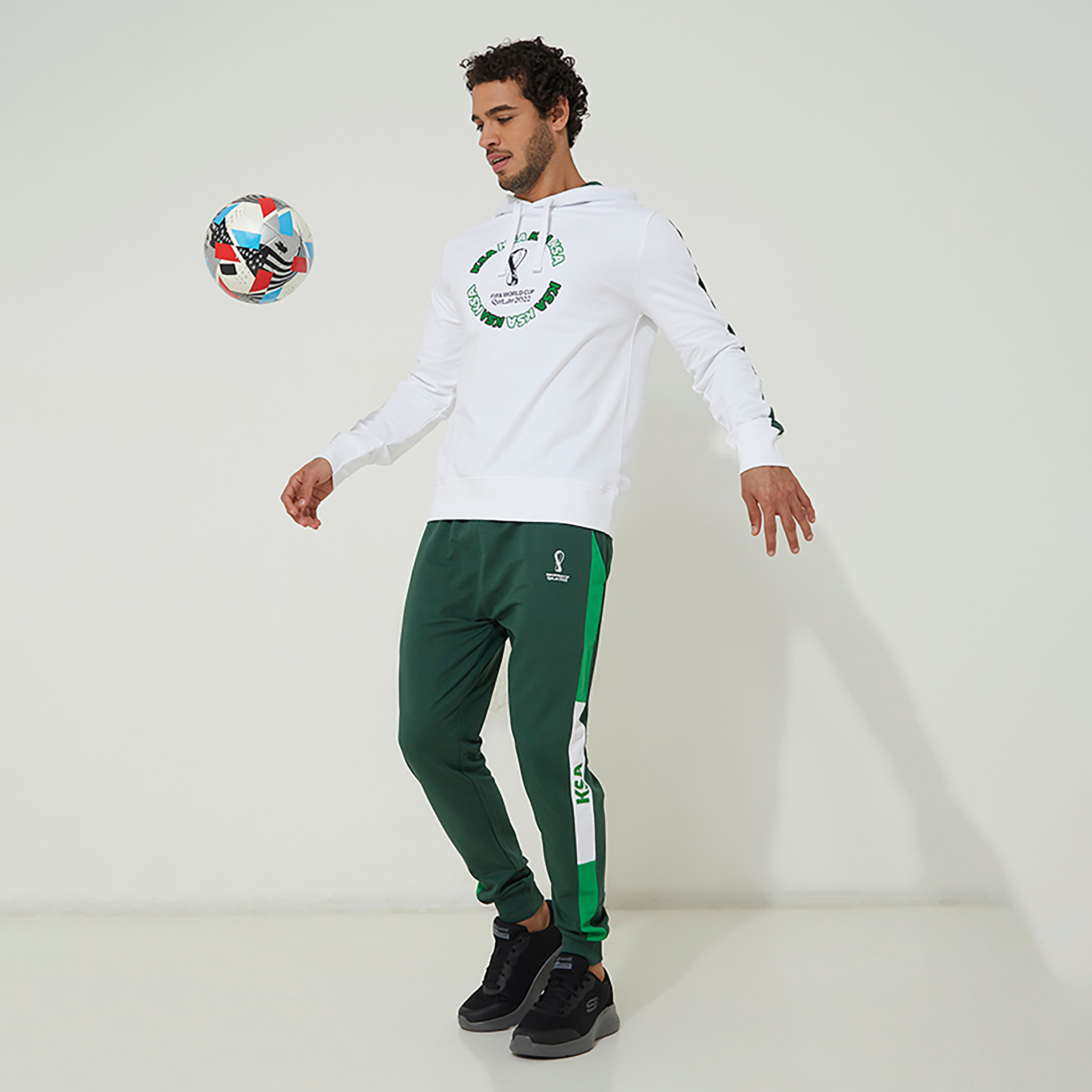 Aeropostale Men Green Printed Drawstring Joggers with Slant Pockets-sports-men-clothing-bottoms-image-4