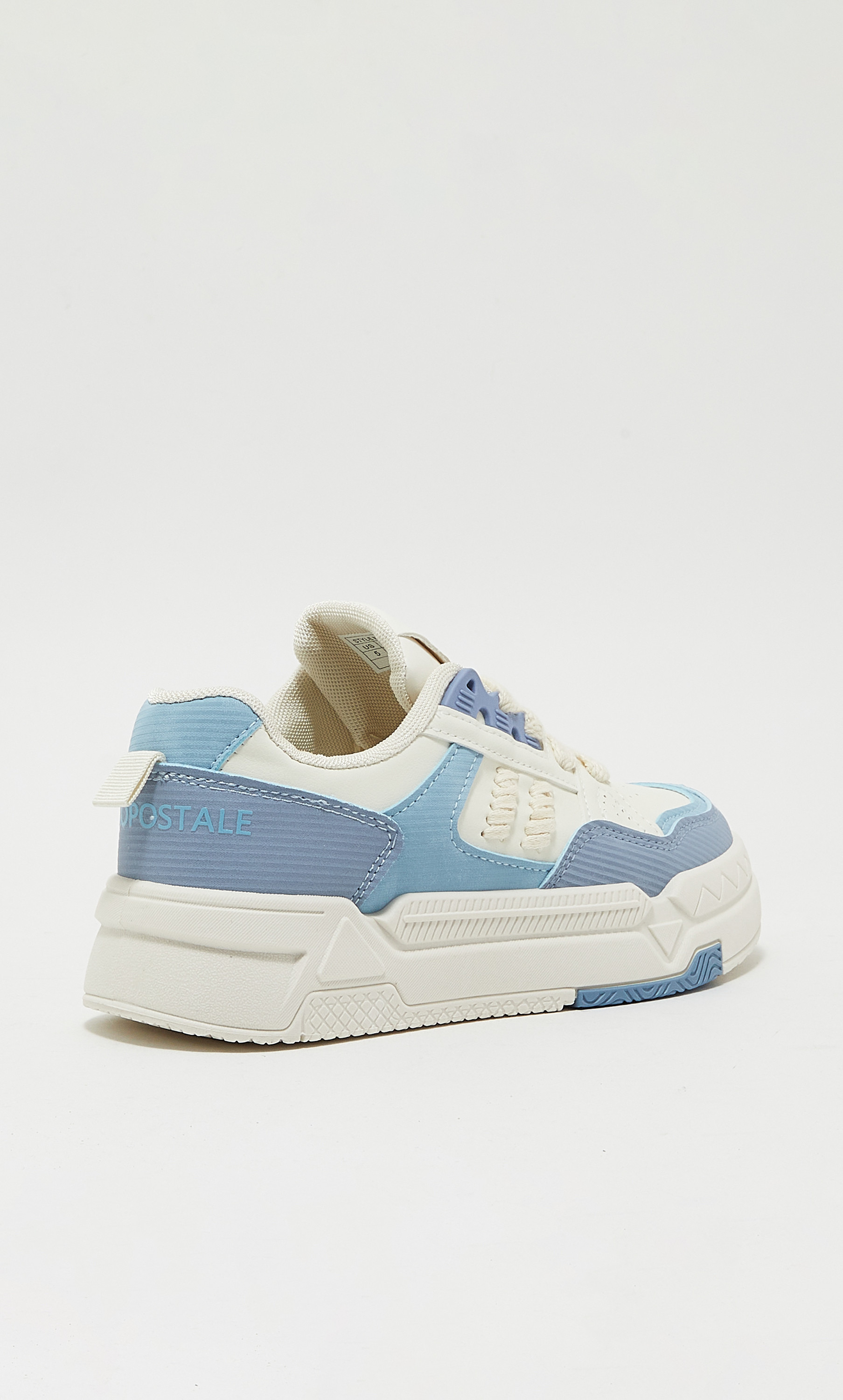سنيكرز للنساء برباط من ايروبوستيل AR73234160S23-women-shoes-sneakers-image-3