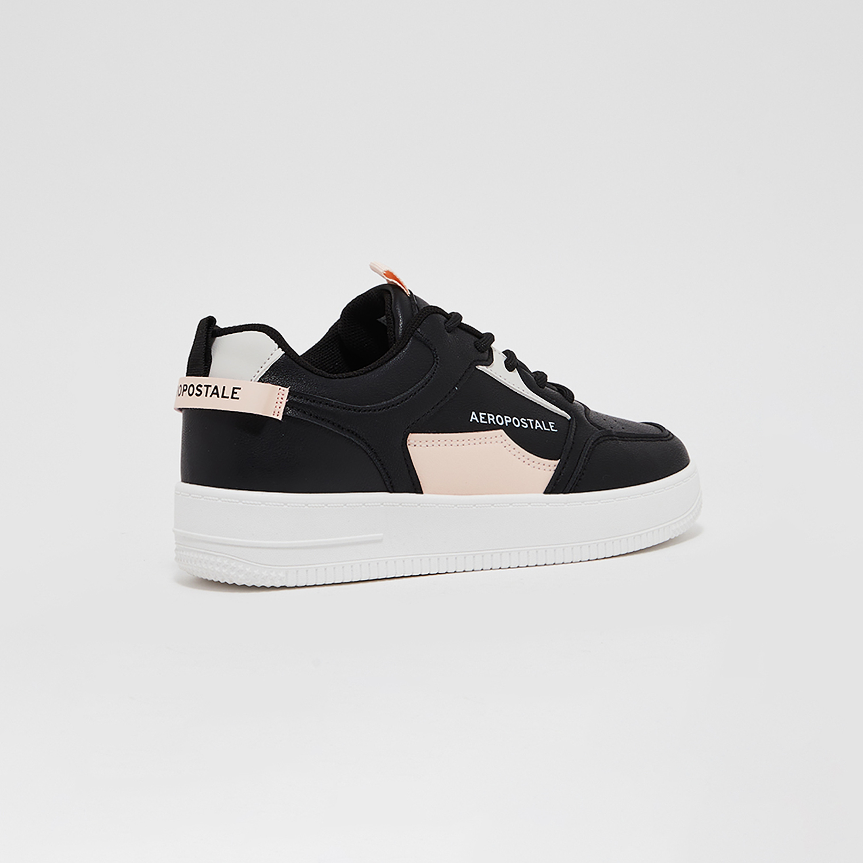  AR73234229S23 | حذاء رياضي نسائي من ايروبوستال برباط علوي ورقبة منخفضة -women-shoes-sneakers-image-3