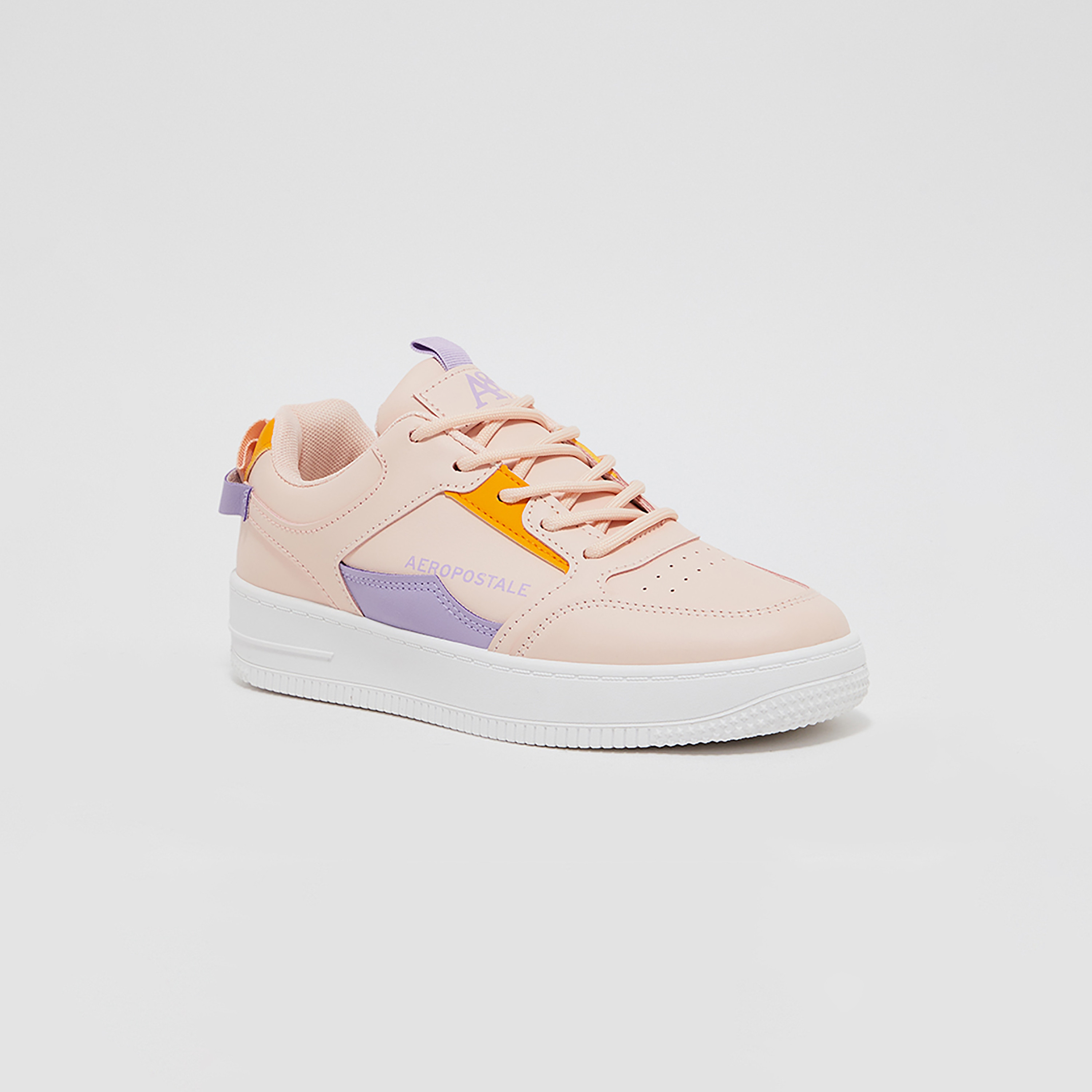  AR73234231S23 | حذاء رياضي نسائي من ايروبوستال برباط علوي ورقبة منخفضة -women-shoes-sneakers-image-1