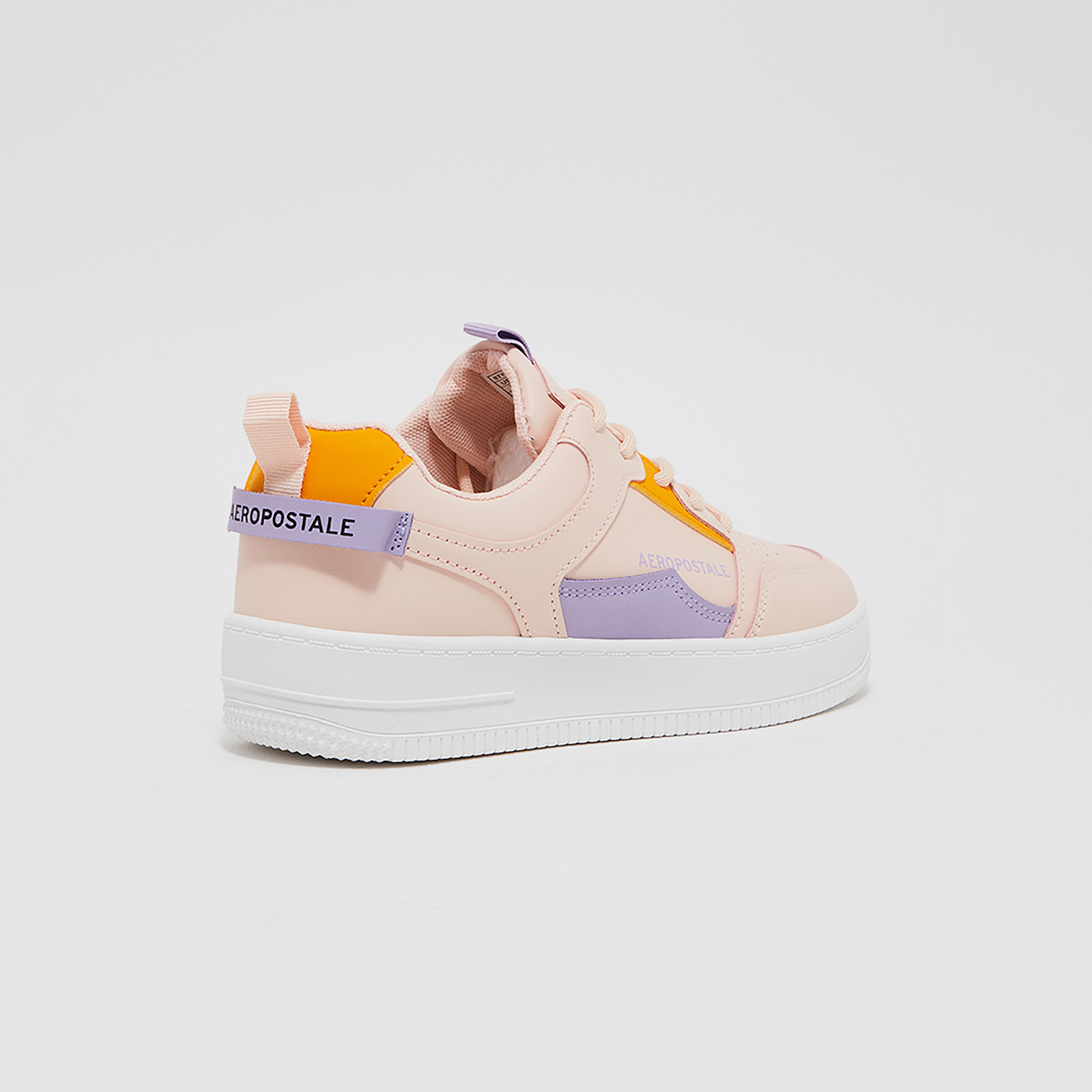  AR73234231S23 | حذاء رياضي نسائي من ايروبوستال برباط علوي ورقبة منخفضة -women-shoes-sneakers-image-3
