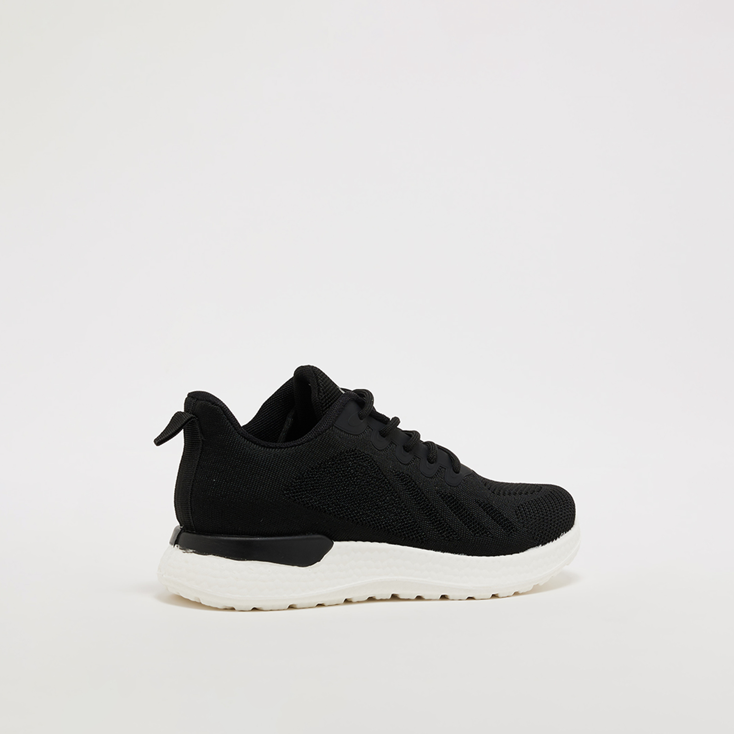 حذاء رياضي نسائي منخفض الكاحل برباط من ايروبوستال | AR73235932S24-women-shoes-sneakers-image-8