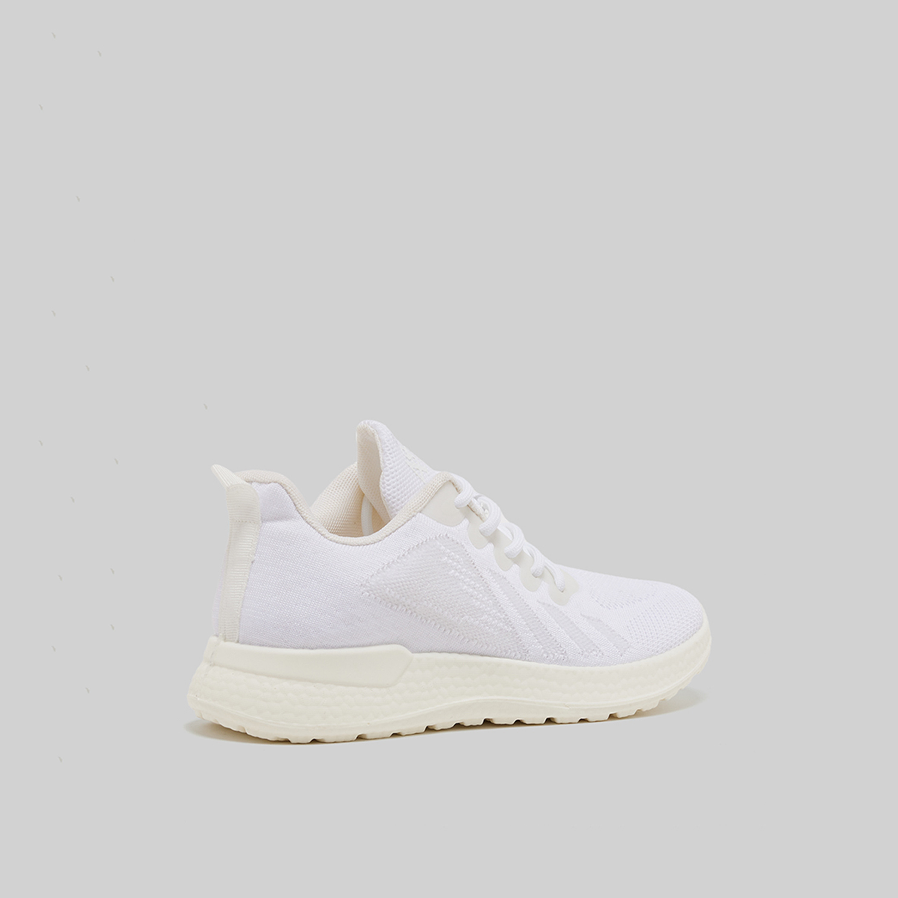 حذاء رياضي نسائي منخفض الكاحل برباط من ايروبوستال | AR73235932S24-women-shoes-sneakers-image-13