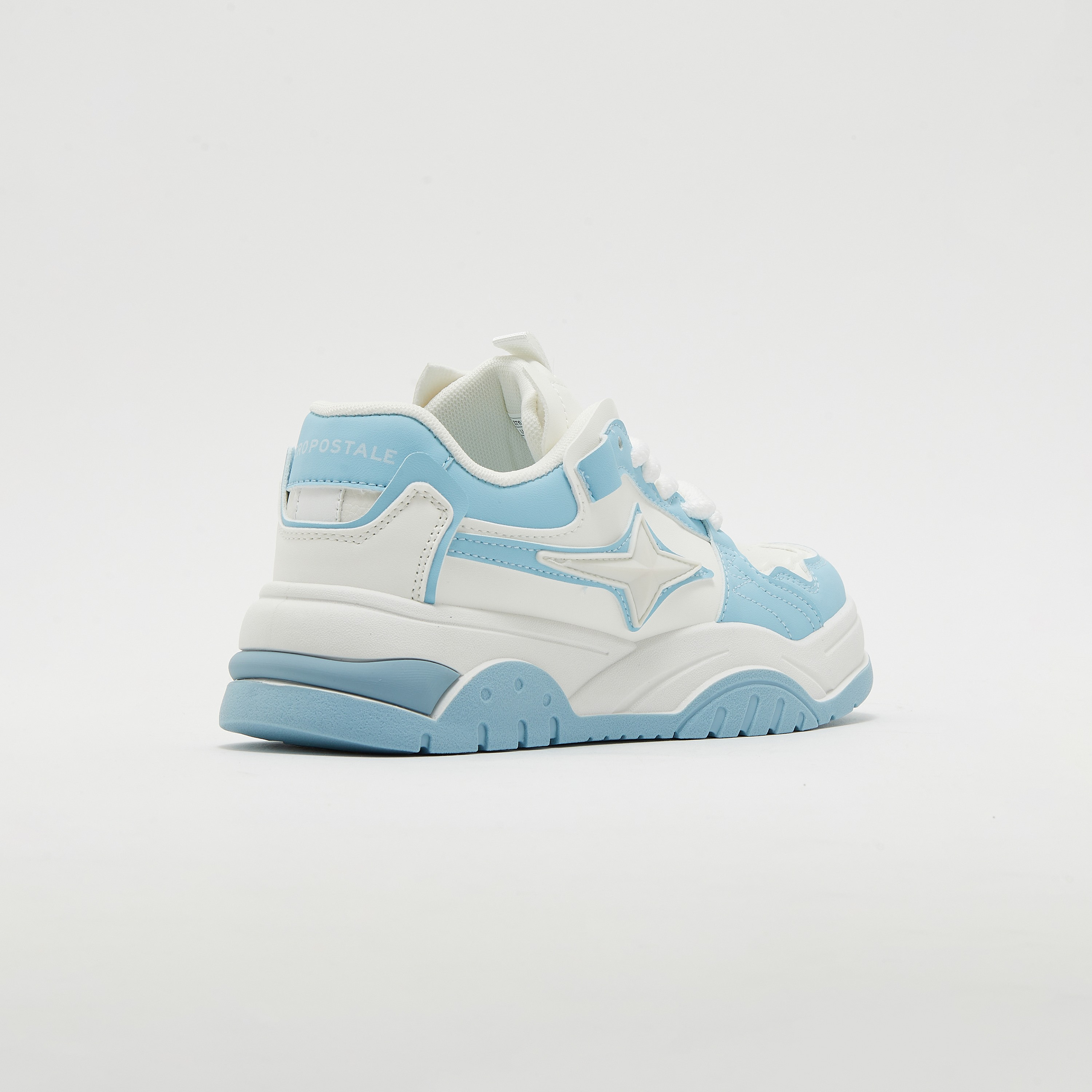 سنيكرز نسائي برباط علوي منخفض من إيروبوستال | AR73236032S24-women-shoes-sneakers-image-8