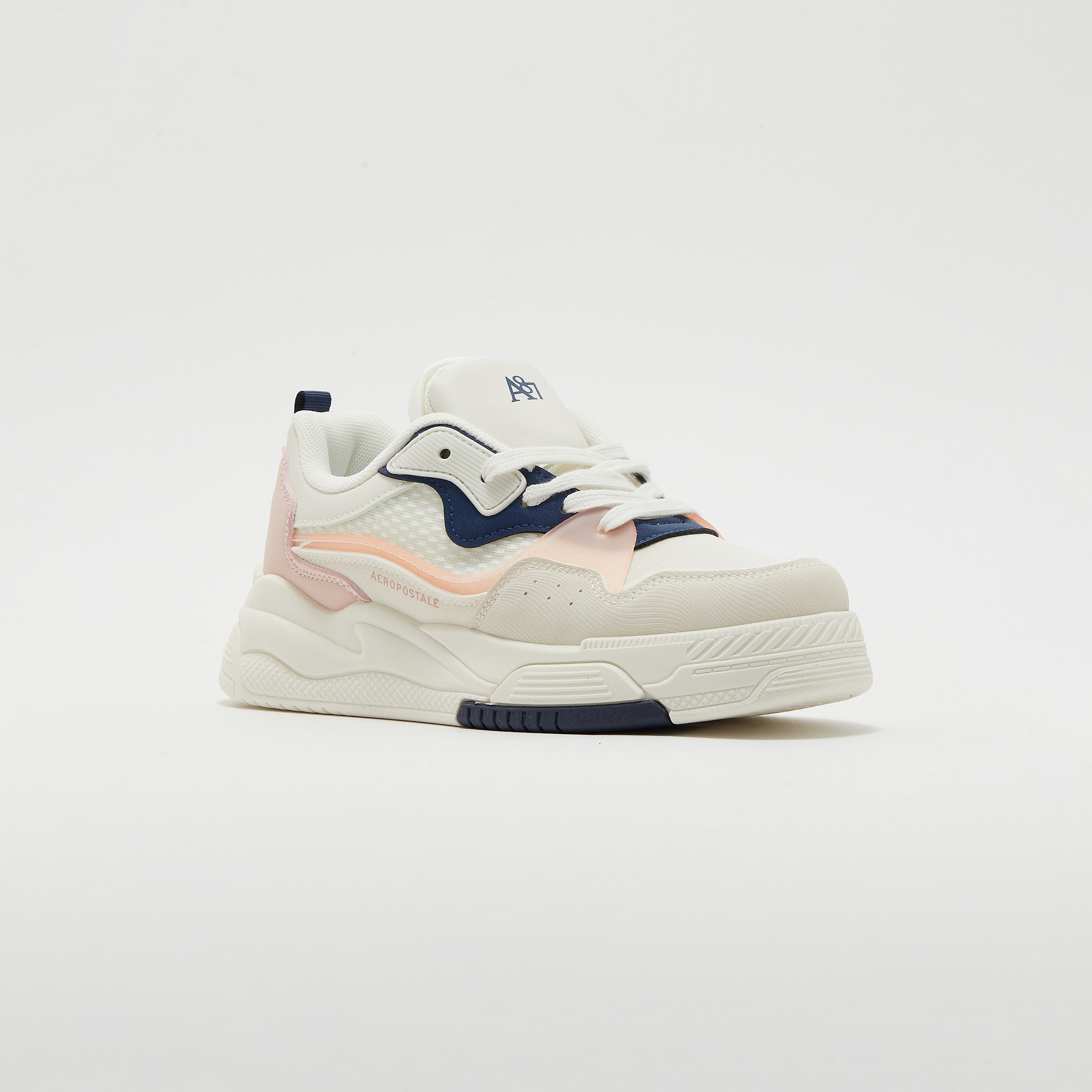 سنيكرز نسائي برباط علوي منخفض من إيروبوستال | AR73236033S24-women-shoes-sneakers-image-1