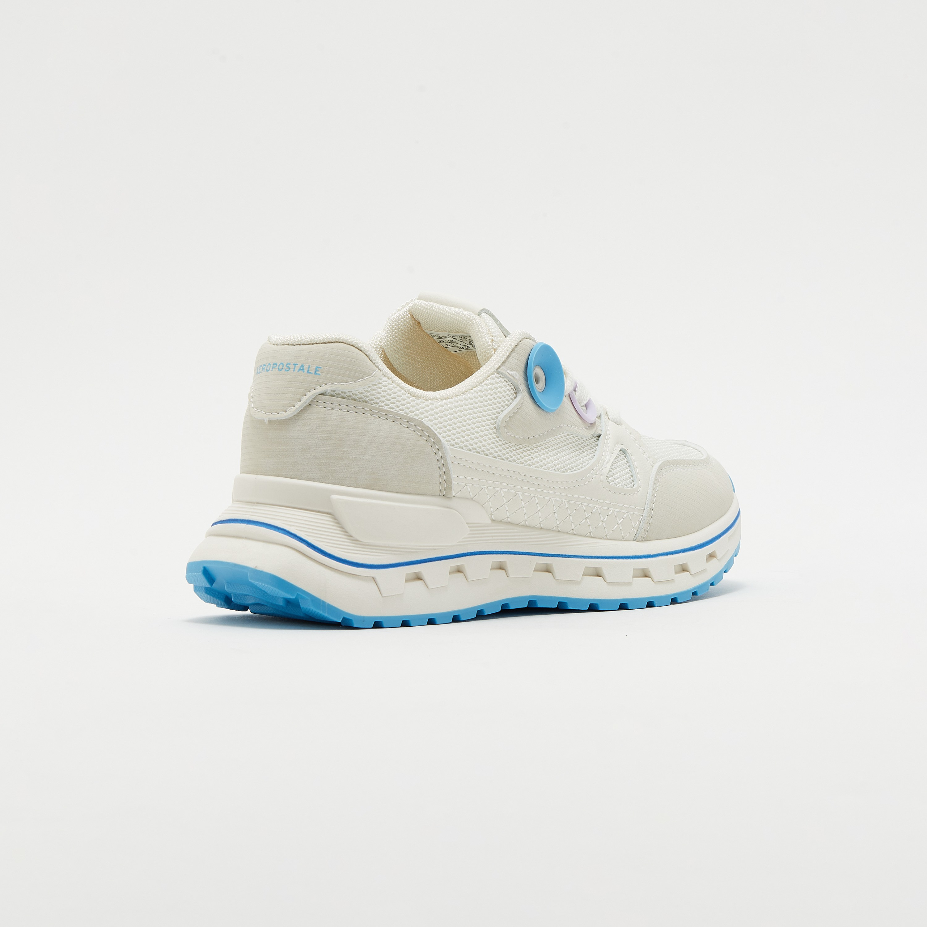 سنيكرز نسائي برباط علوي منخفض من إيروبوستال | AR73236034S24-women-shoes-sneakers-image-3