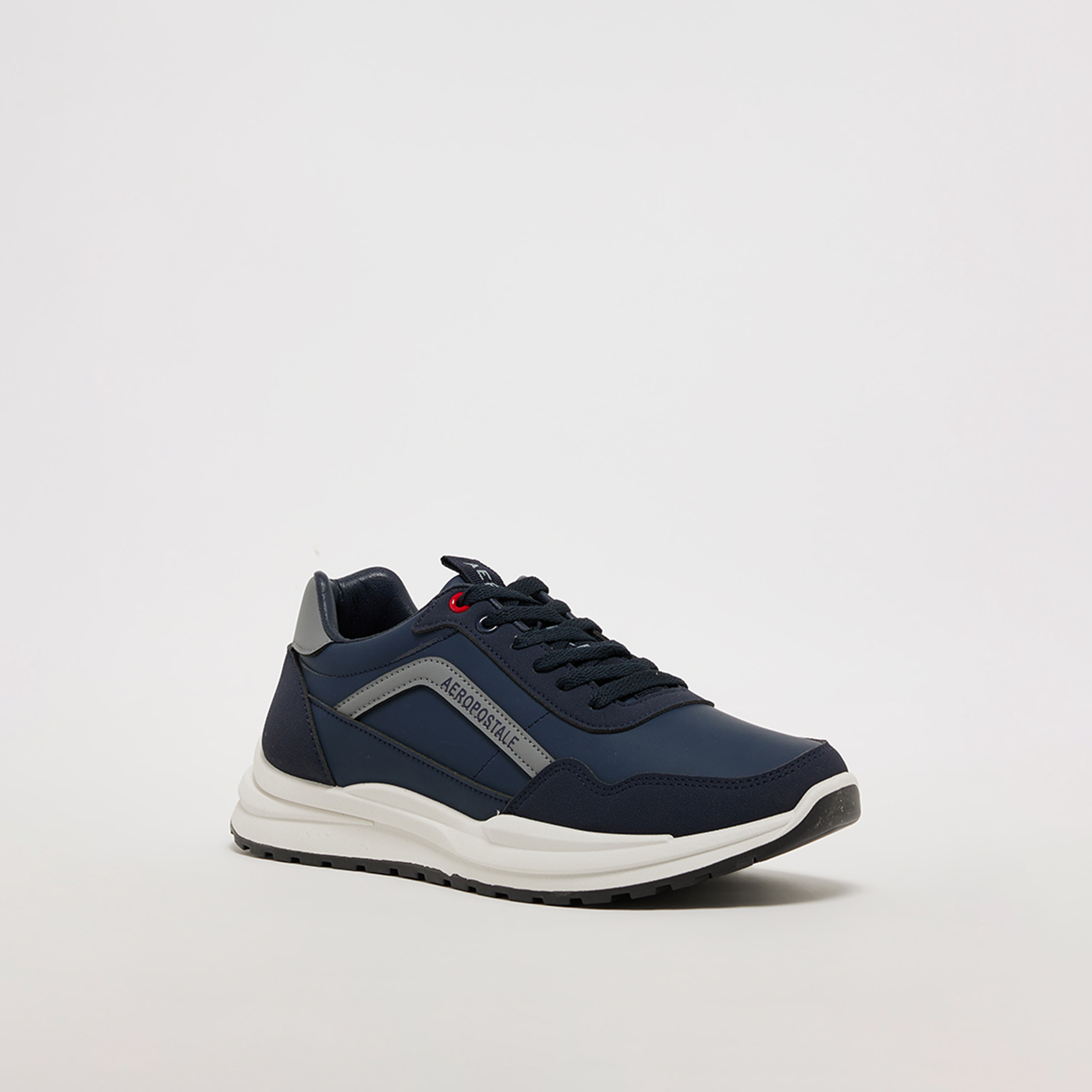 حذاء رياضي منخفض الكاحل بأربطة من ايروبوستال للرجال | AR73465931S24-men-shoes-sneakers-image-11