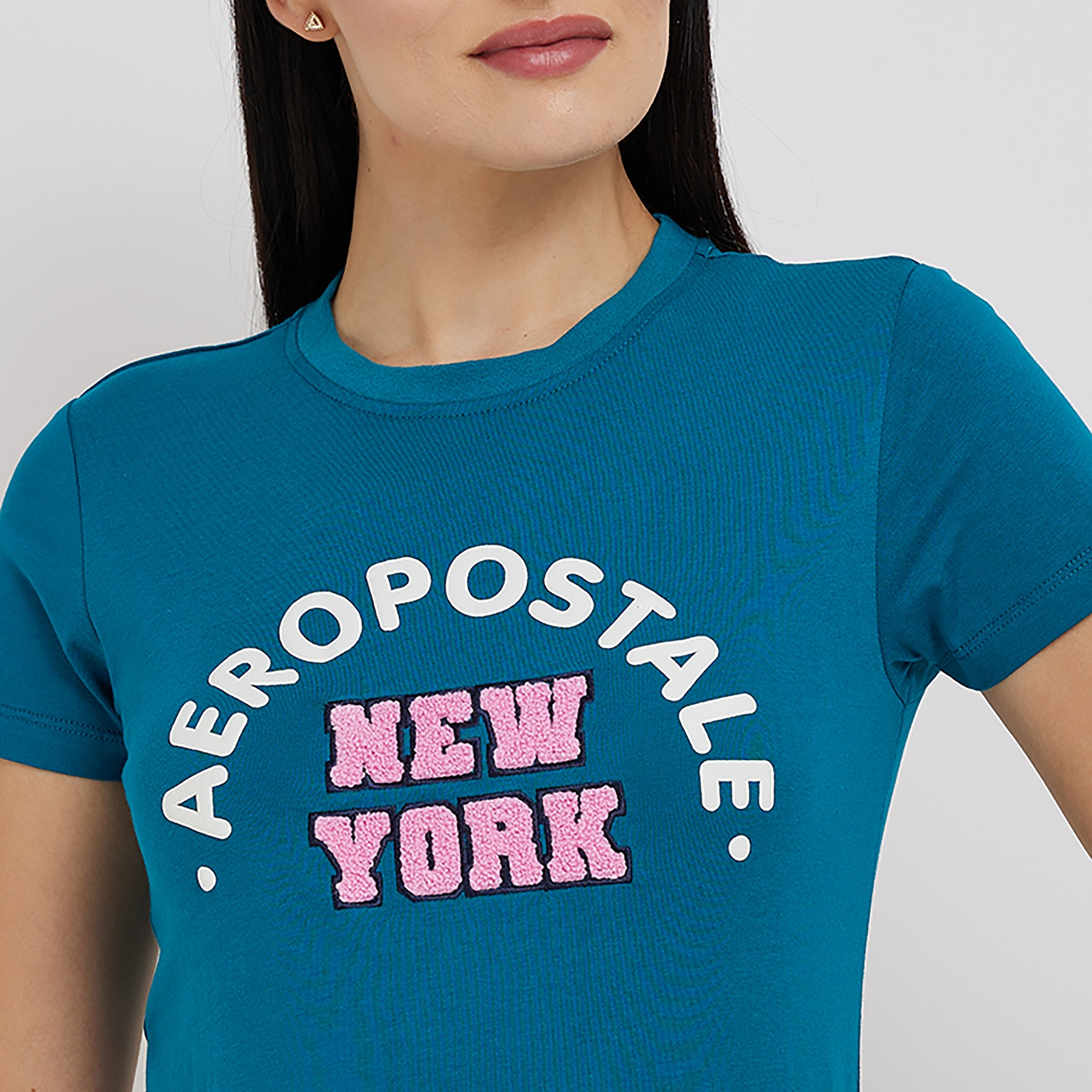 تي شيرت نسائي بأكمام قصيرة ورقبة دائرية مزخرفة من أيروبوستال-women-clothing-tshirts-image-3