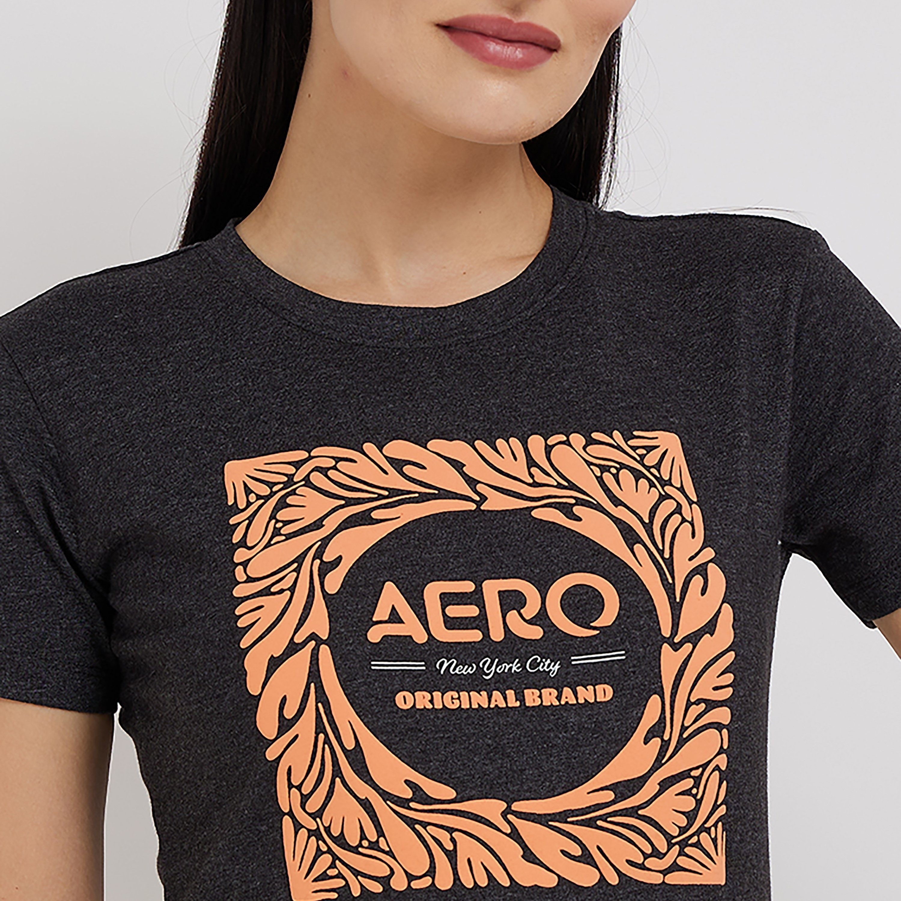 تي شيرت نسائي بأكمام قصيرة ورقبة دائرية وطبعة رسومات من أيروبوستال-women-clothing-tshirts-image-3
