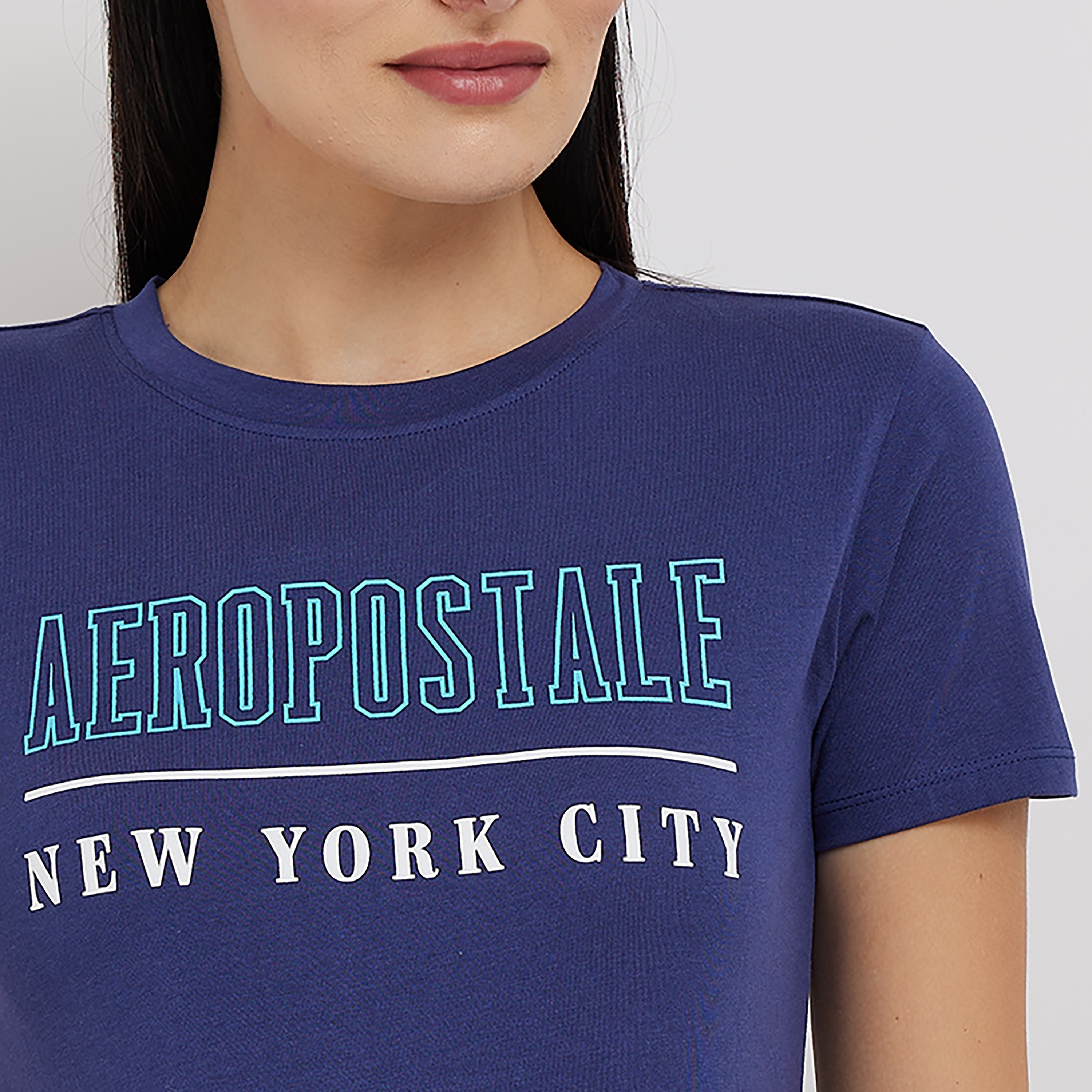 تي شيرت نسائي بأكمام قصيرة ورقبة دائرية وطبعة نصية من أيروبوستال-women-clothing-tshirts-image-3