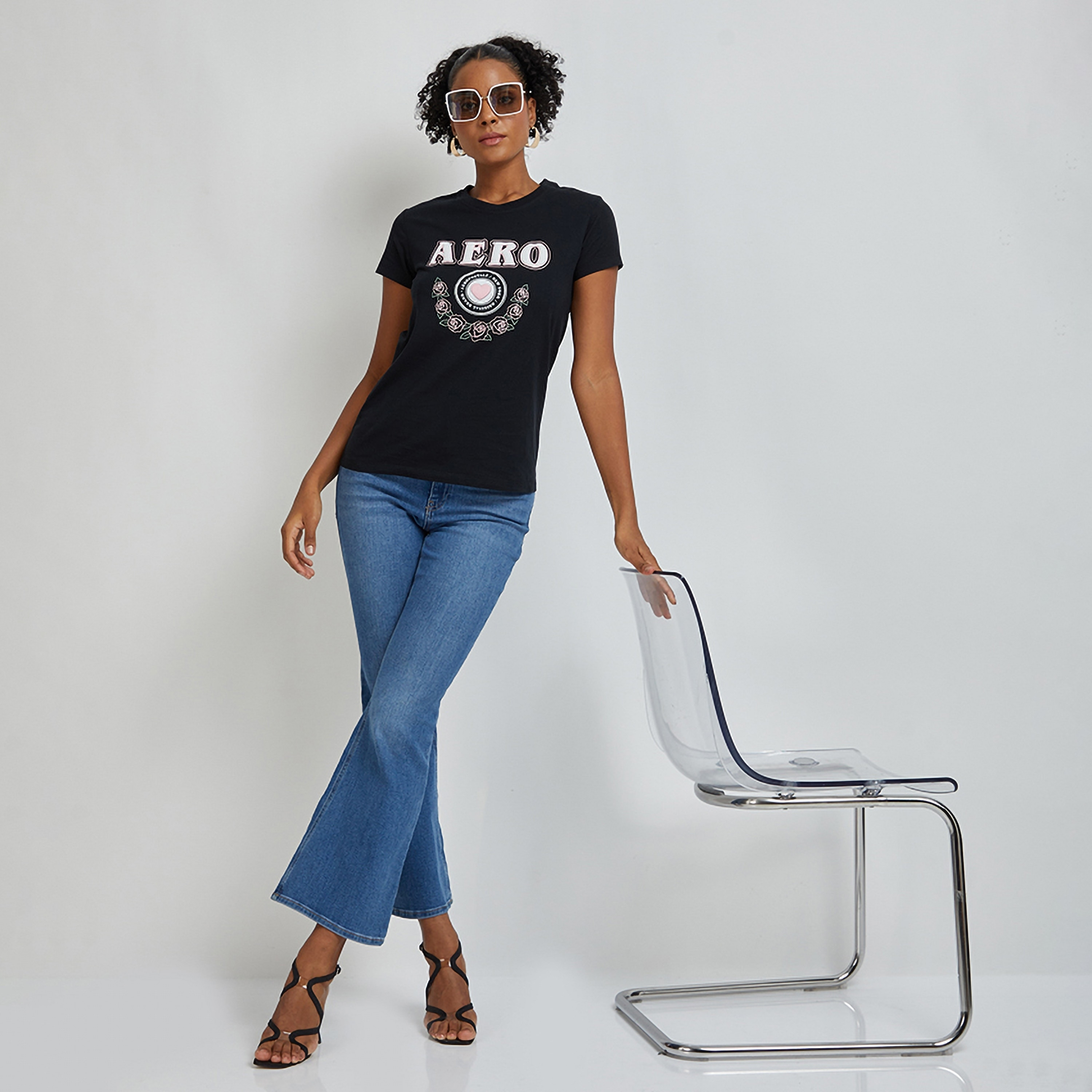 تي شيرت نسائي بأكمام قصيرة ورقبة دائرية وطبعة رسومات من أيروبوستال-women-clothing-tshirts-image-6