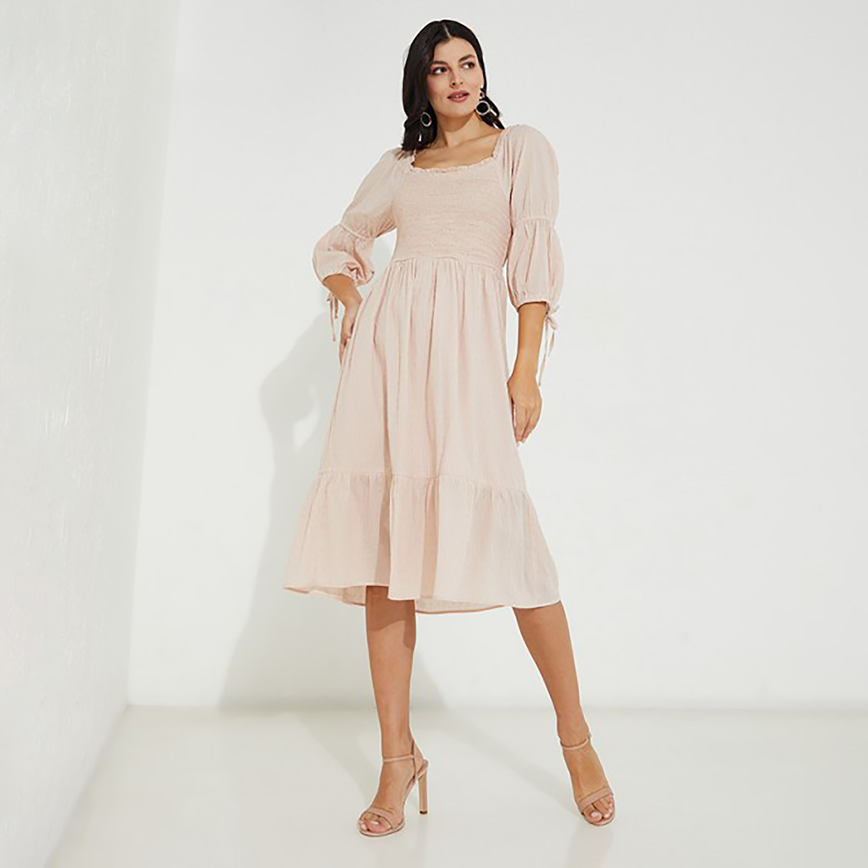 فستان متوسط الطول ورقبة مربعة مع سموكيد من إيروبوستال-women-clothing-dresses-image-5