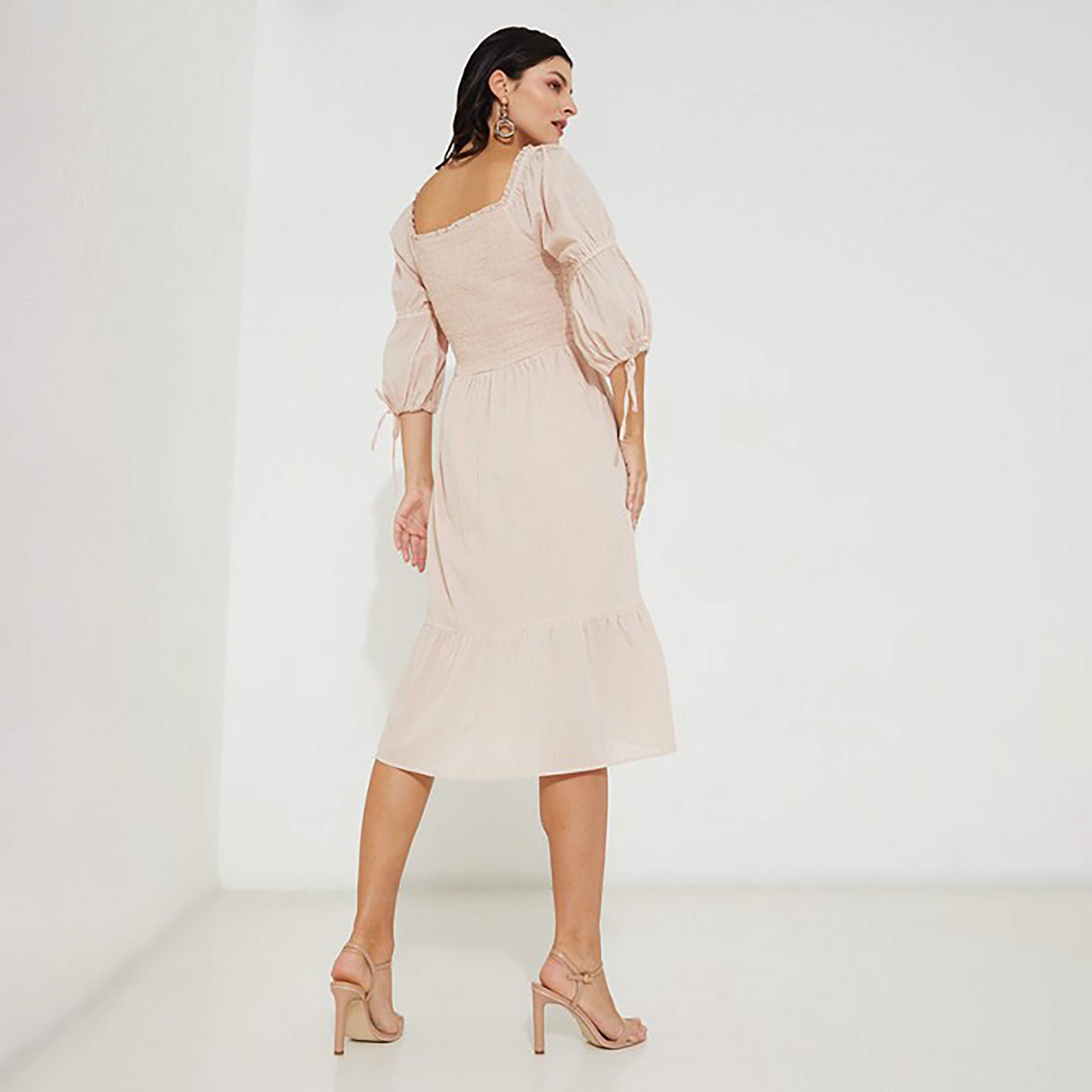 فستان متوسط الطول ورقبة مربعة مع سموكيد من إيروبوستال-women-clothing-dresses-image-8