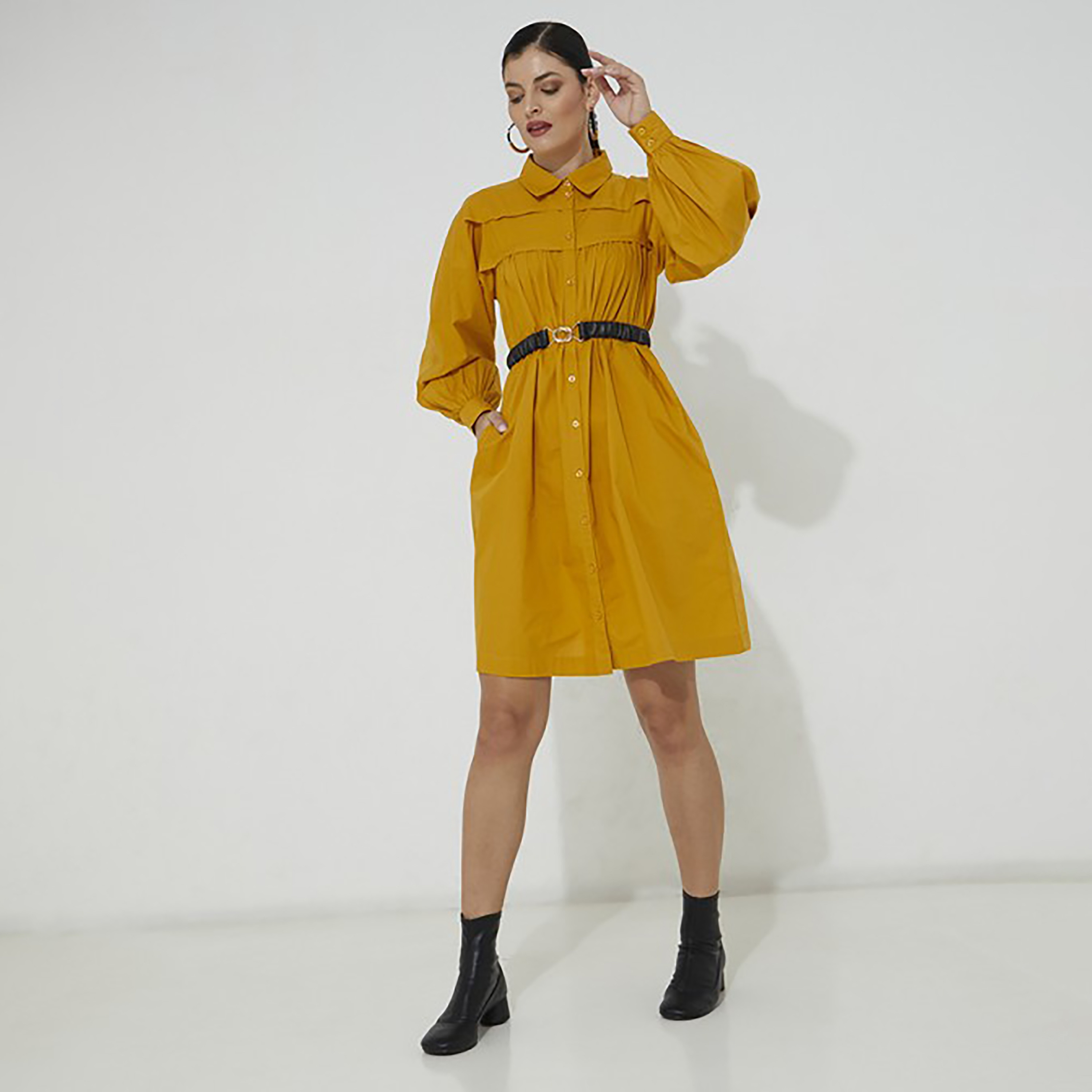 فستان قميص نسائي ميني من ايروبوستال بأكمام منفوخة وياقة مطوية باللون الخردلي-women-clothing-dresses-image-3