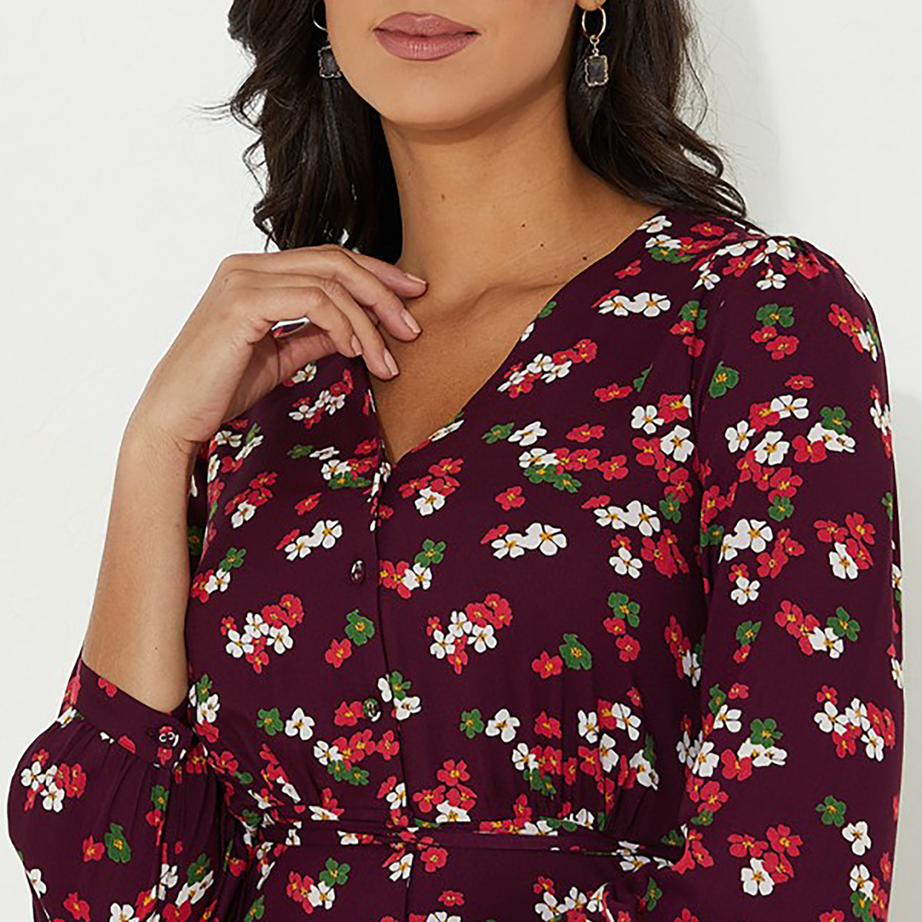 فستان ميدي برقبة على شكل وي من الأزهار من ايروبوستال-women-clothing-dresses-image-3