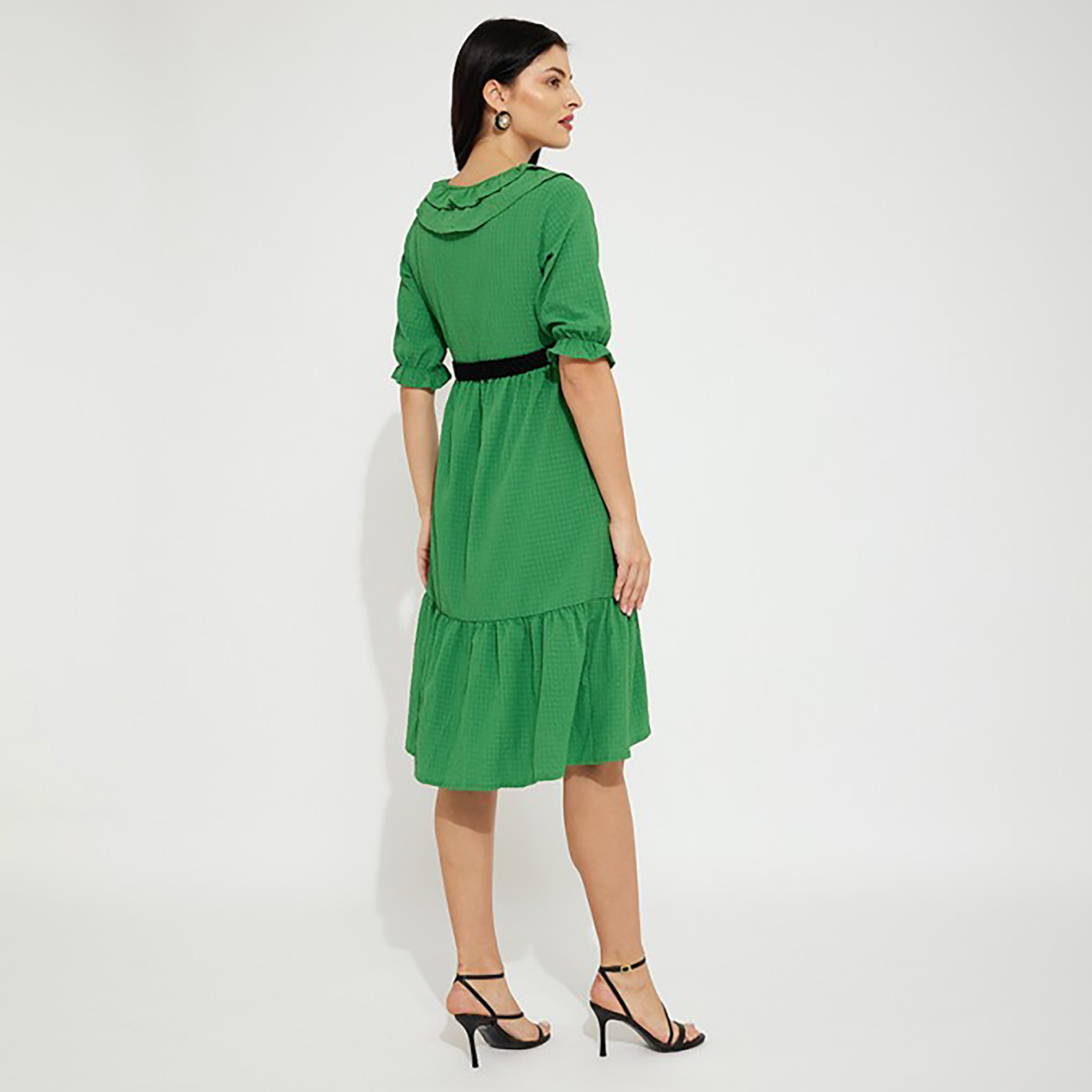 فستان ميدي بحزام ورقبة مكشكشة مع تكسثرد من إيروبوستال-women-clothing-dresses-image-8