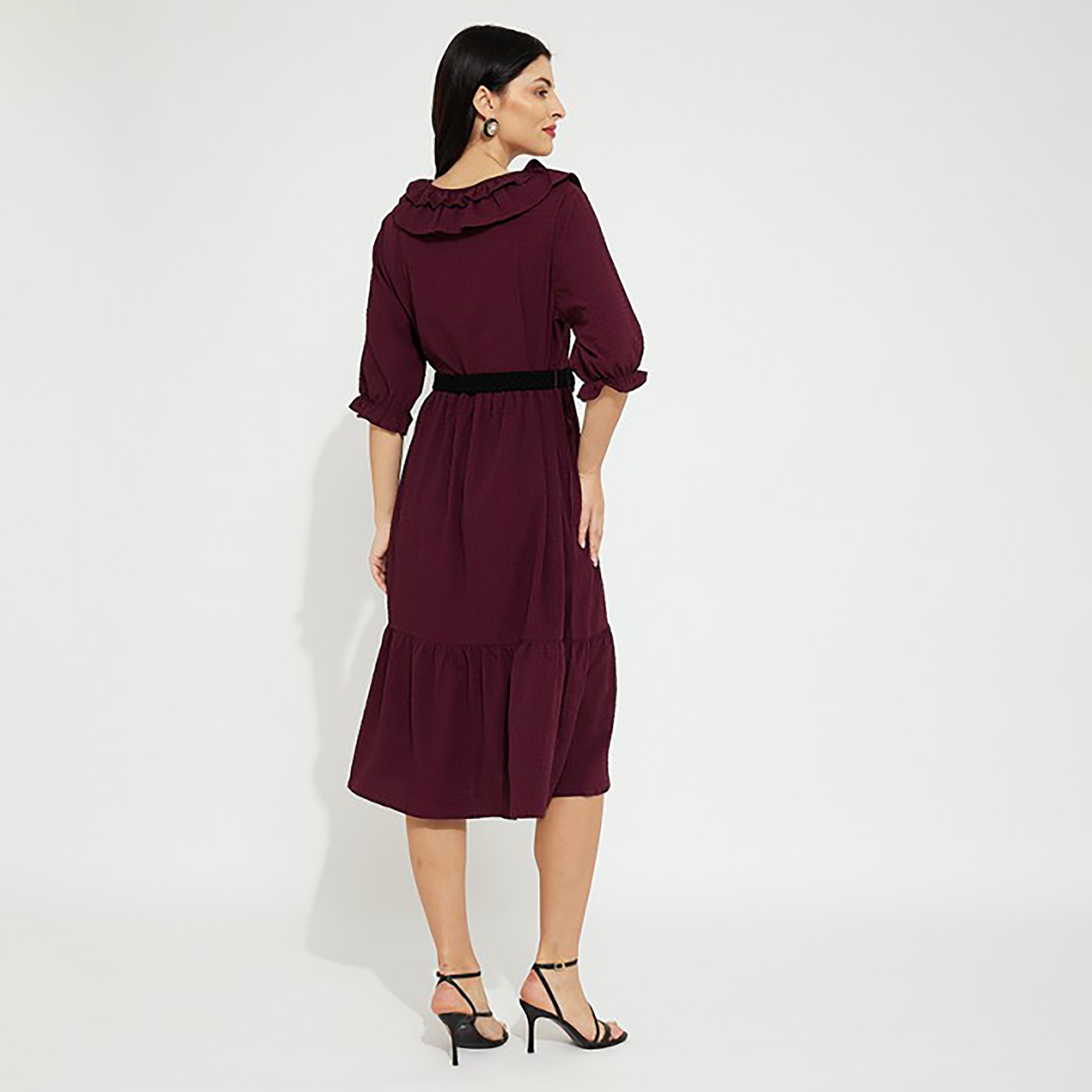 فستان ميدي بحزام ورقبة مكشكشة مع تكسثرد من إيروبوستال-women-clothing-dresses-image-4