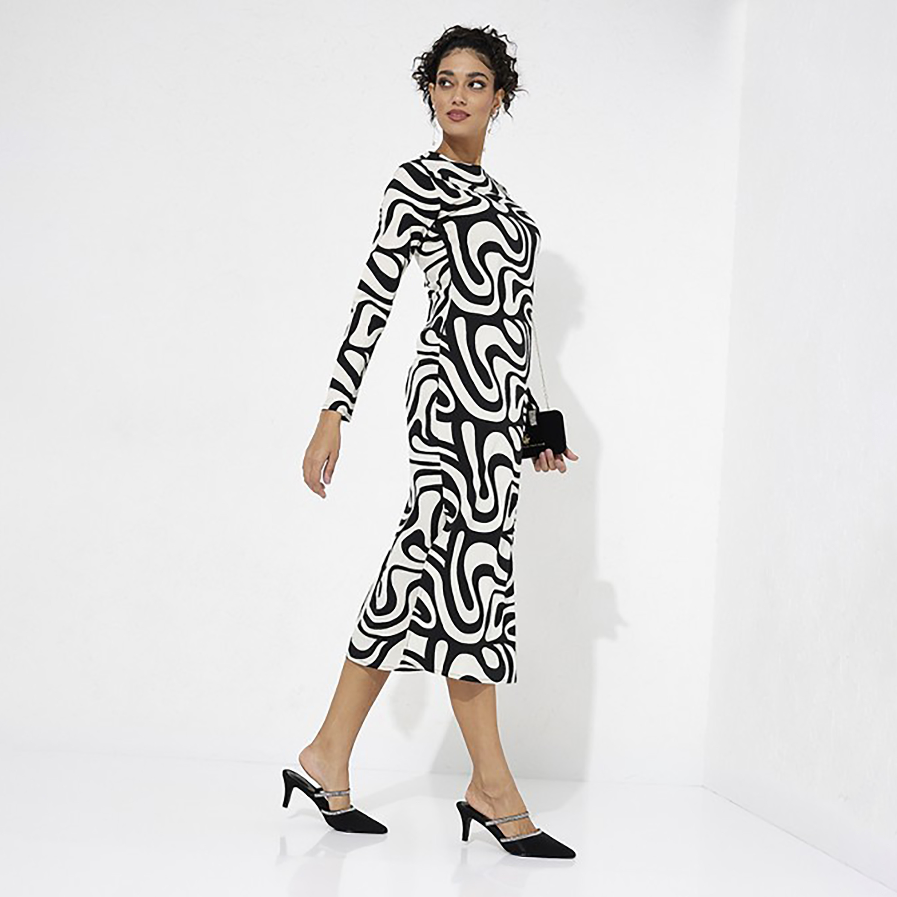 Aeropostale Printed Round Neck Straight Midi Dress-women-clothing-dresses-image-2