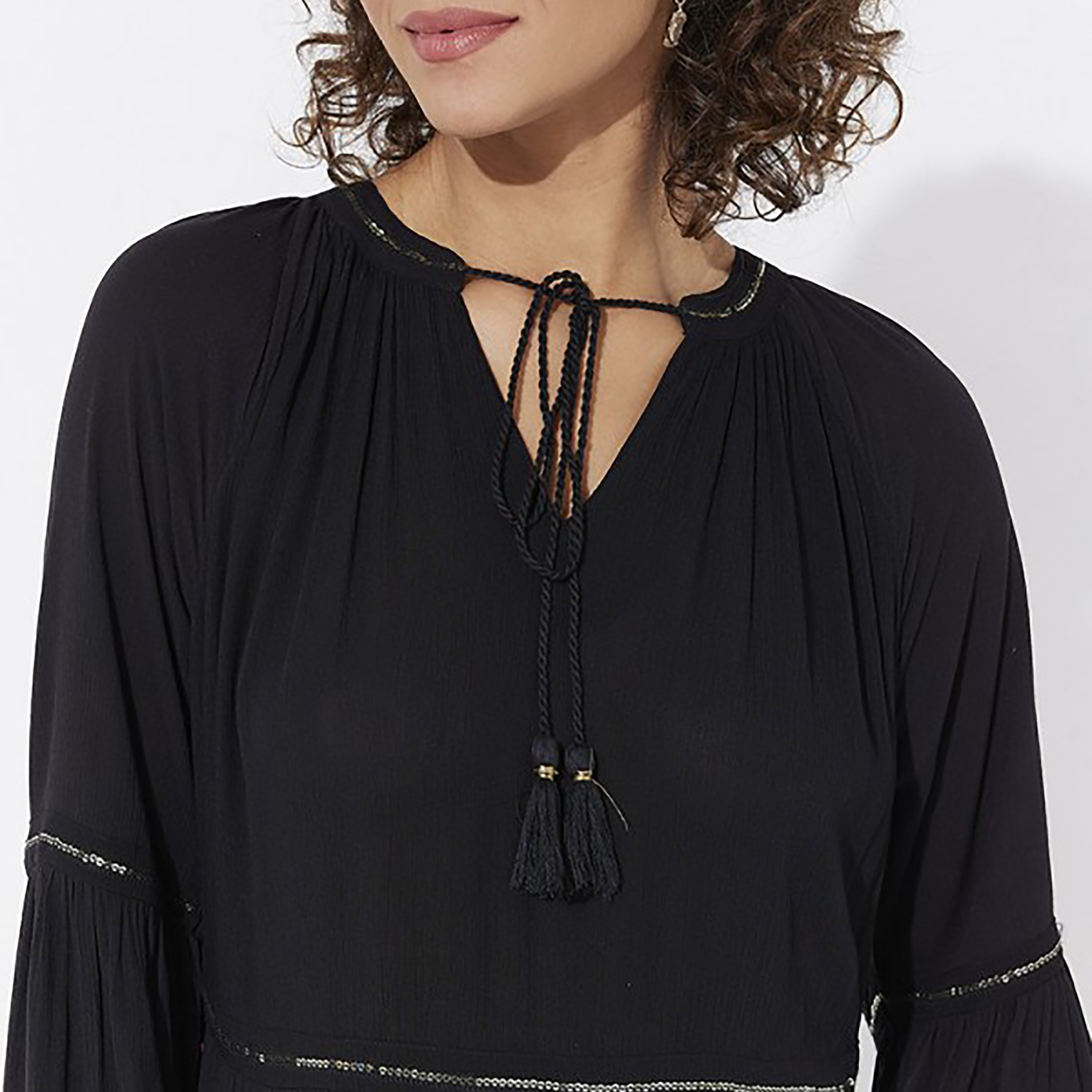 فستان ماكسي بطبقات ورقبة عنق مع مزين سيكوينس من إيروبوستال-women-clothing-dresses-image-3