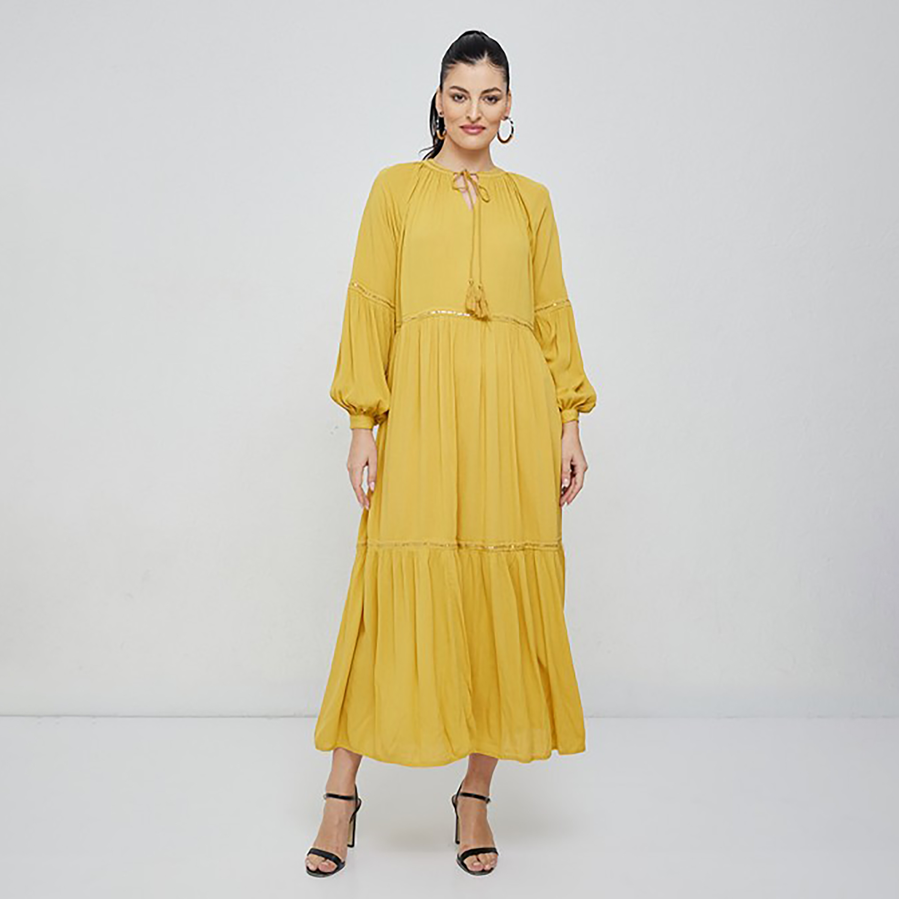 فستان ماكسي بطبقات ورقبة عنق مع مزين سيكوينس من إيروبوستال-women-clothing-dresses-image-5