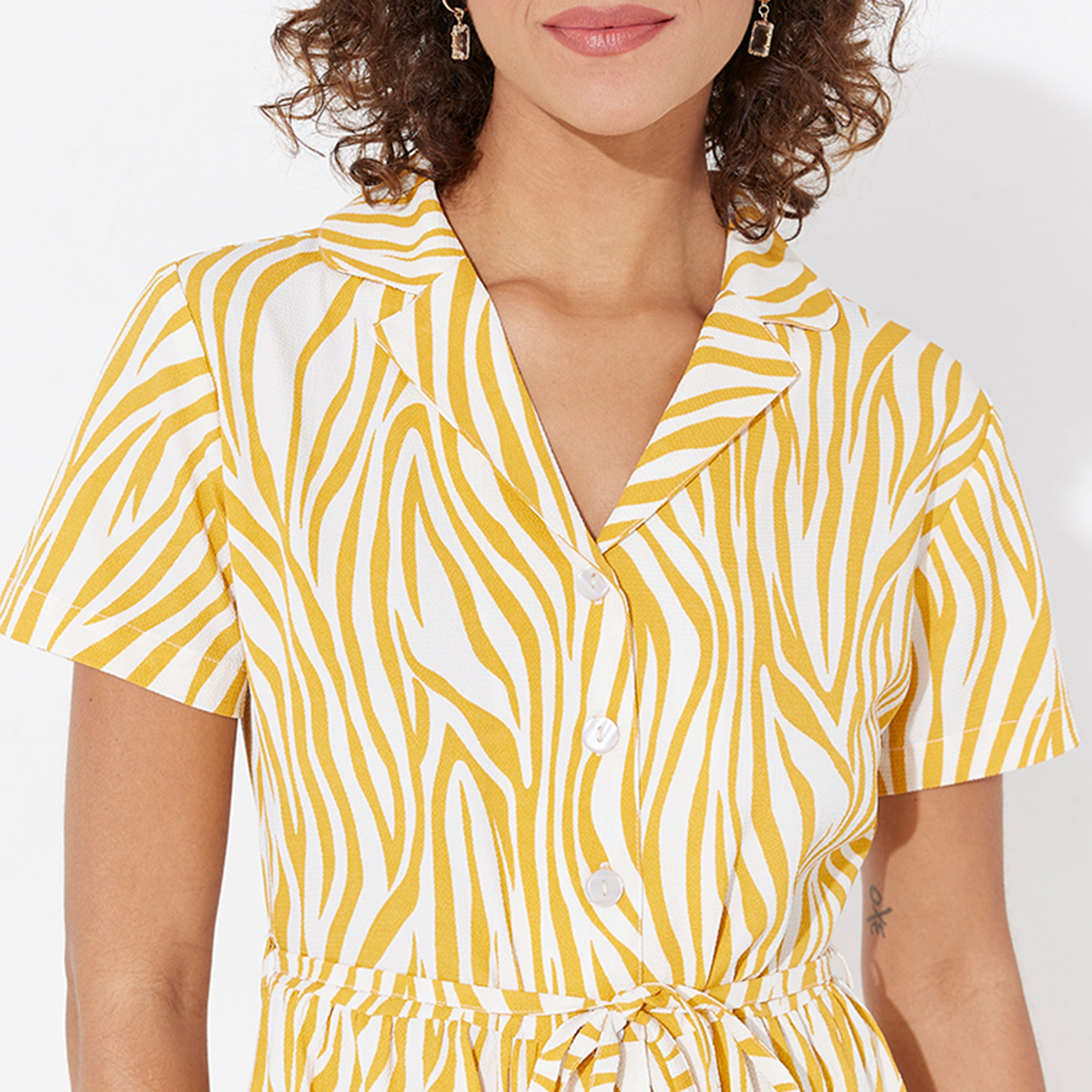 فستان قميص متوسط الطول بياقة مدببة مطبوعة من ايروبوستال-women-clothing-dresses-image-3