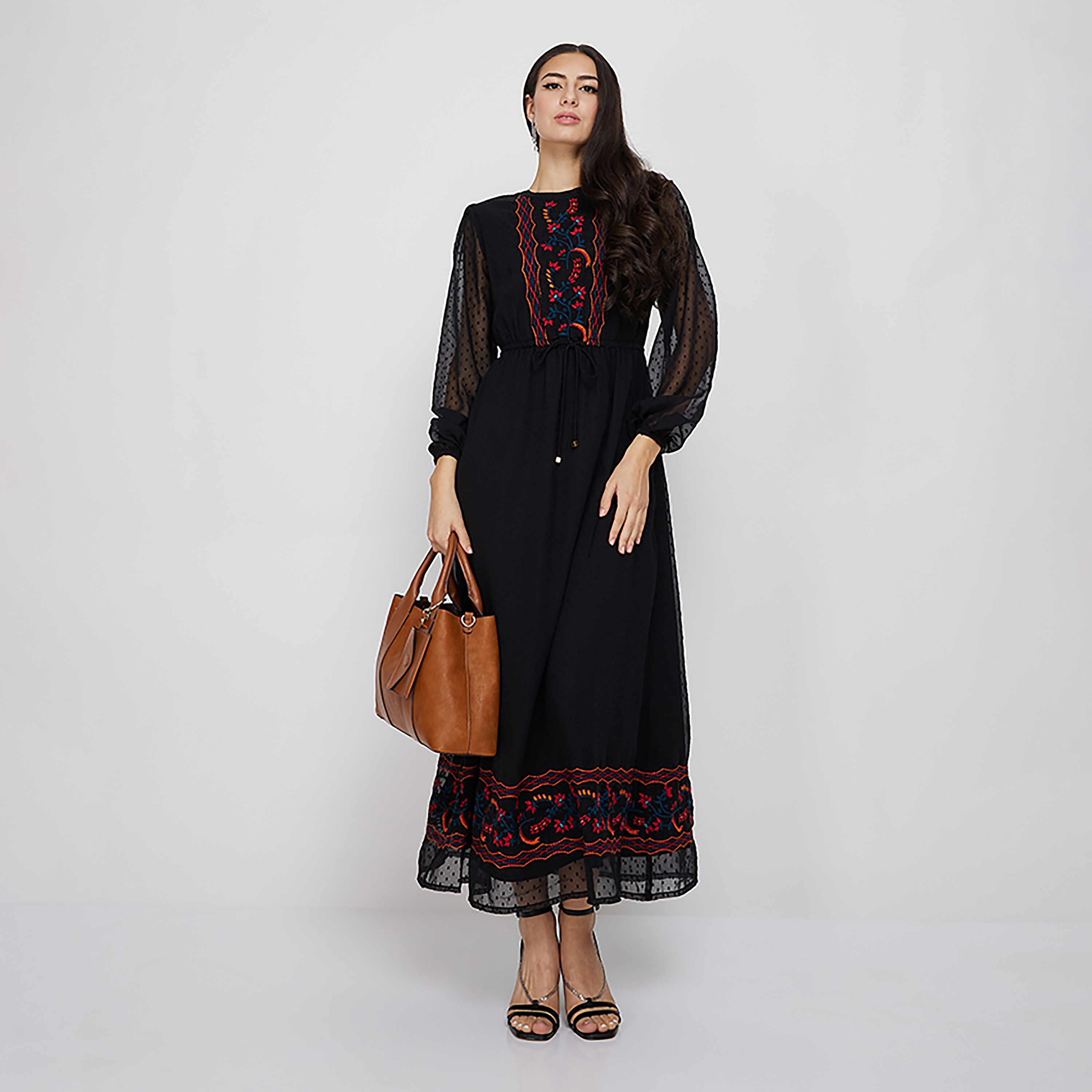 فستان ماكسي بياقة مستديرة مع مطرزة من ايروبوستال-women-clothing-dresses-image-2