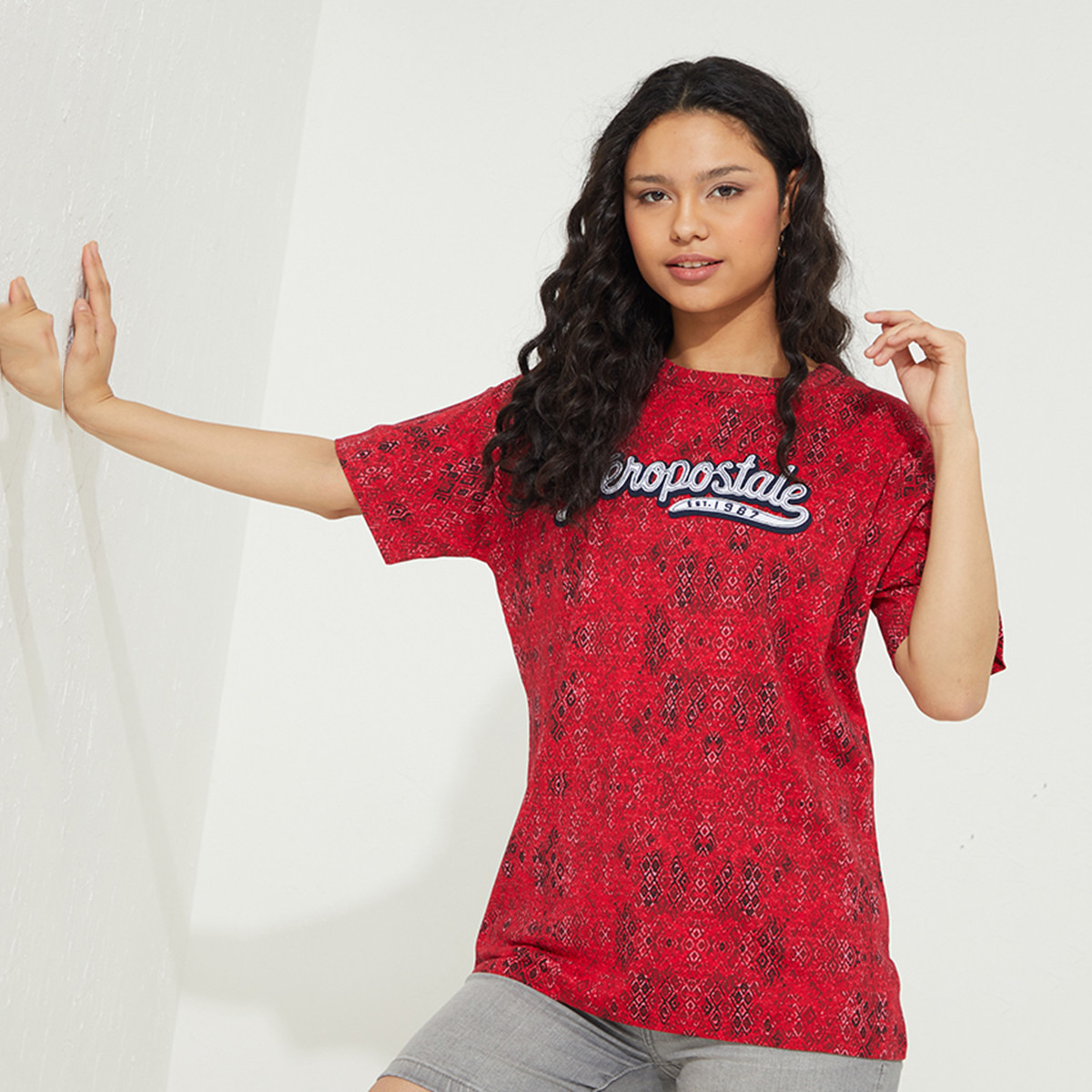 تي شيرت نسائي من ايروبوستال مطبوع بأكمام قصيرة و ياقة مستديرة مع لون احمر-women-clothing-tshirts-image-1
