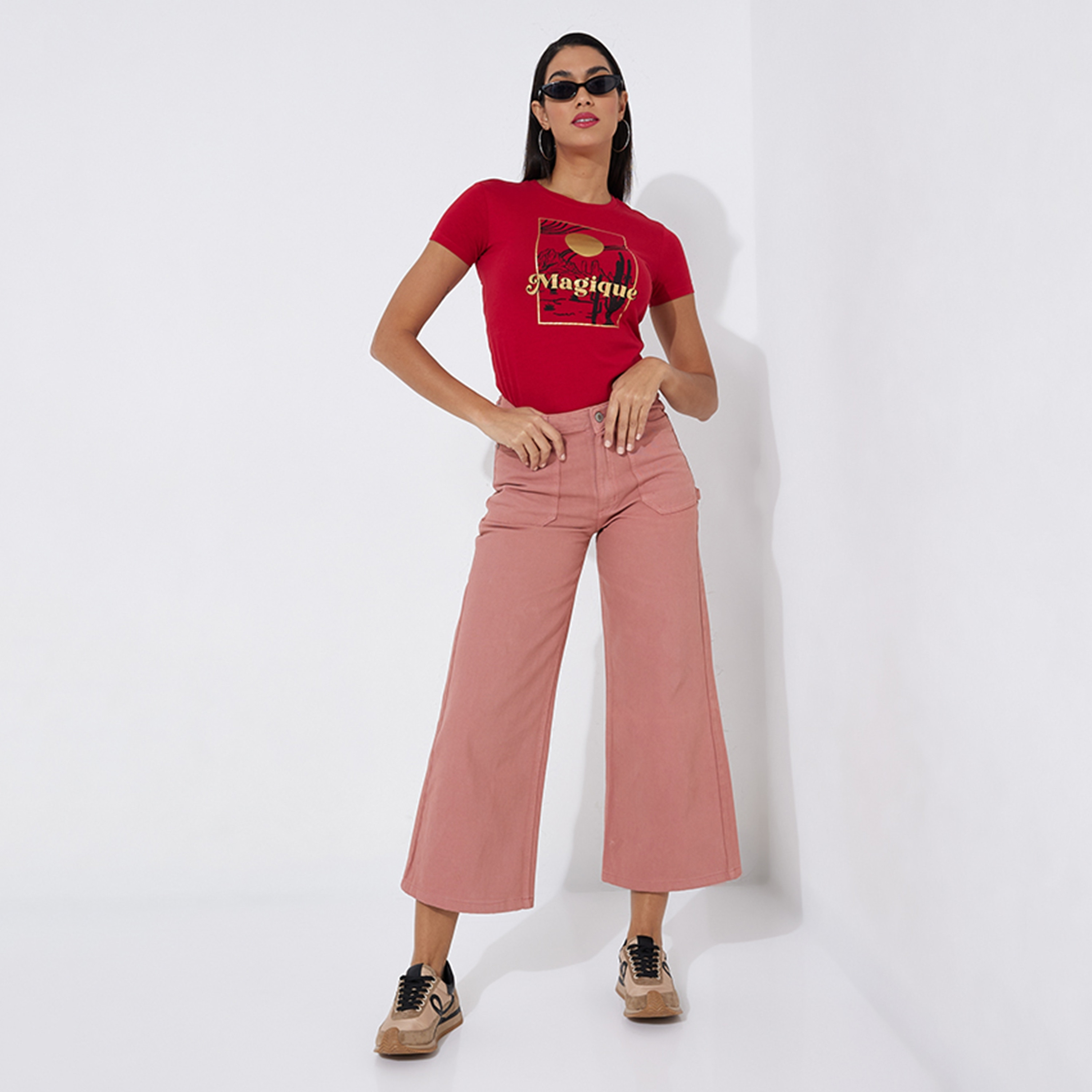Aeropostale Graphic Print Crew Neck Short Sleeves Women's T-Shirt-women-clothing-tshirts-image-2