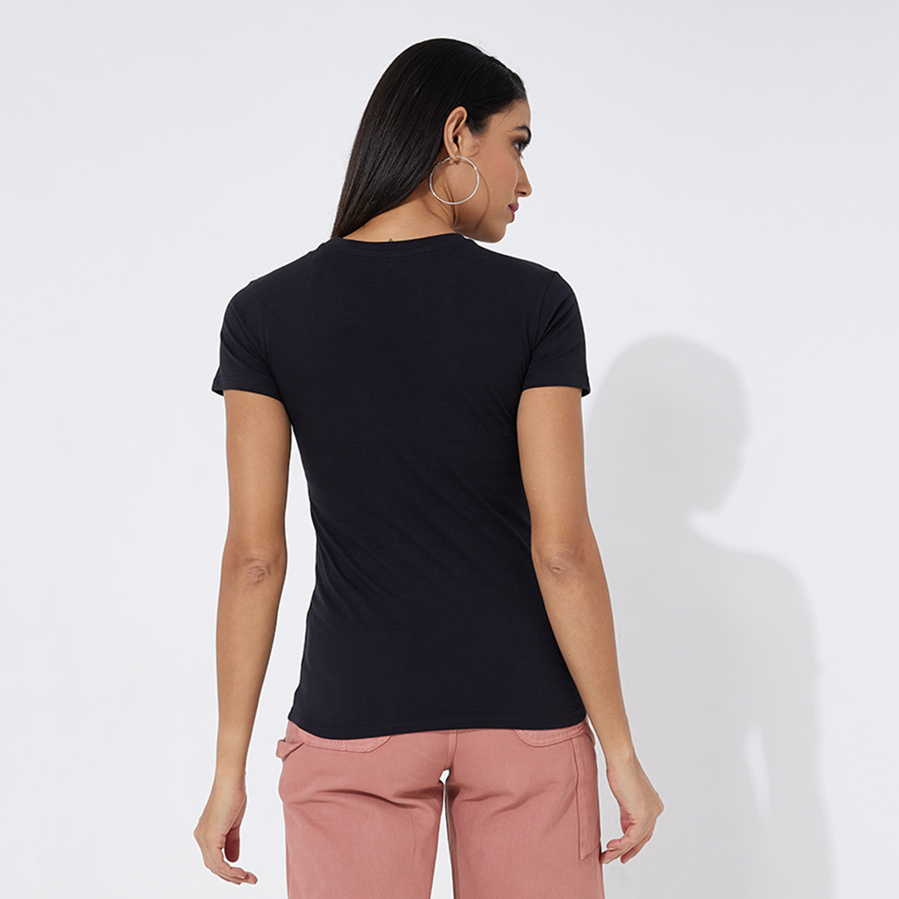 تي شيرت نسائي بأكمام قصيرة ورقبة دائرية وطبعة رسومات من أيروبوستال-women-clothing-tshirts-image-4